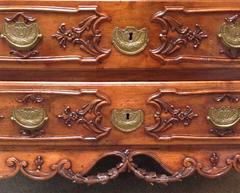 Baroque Portuguese Chest of Drawers 18th c.