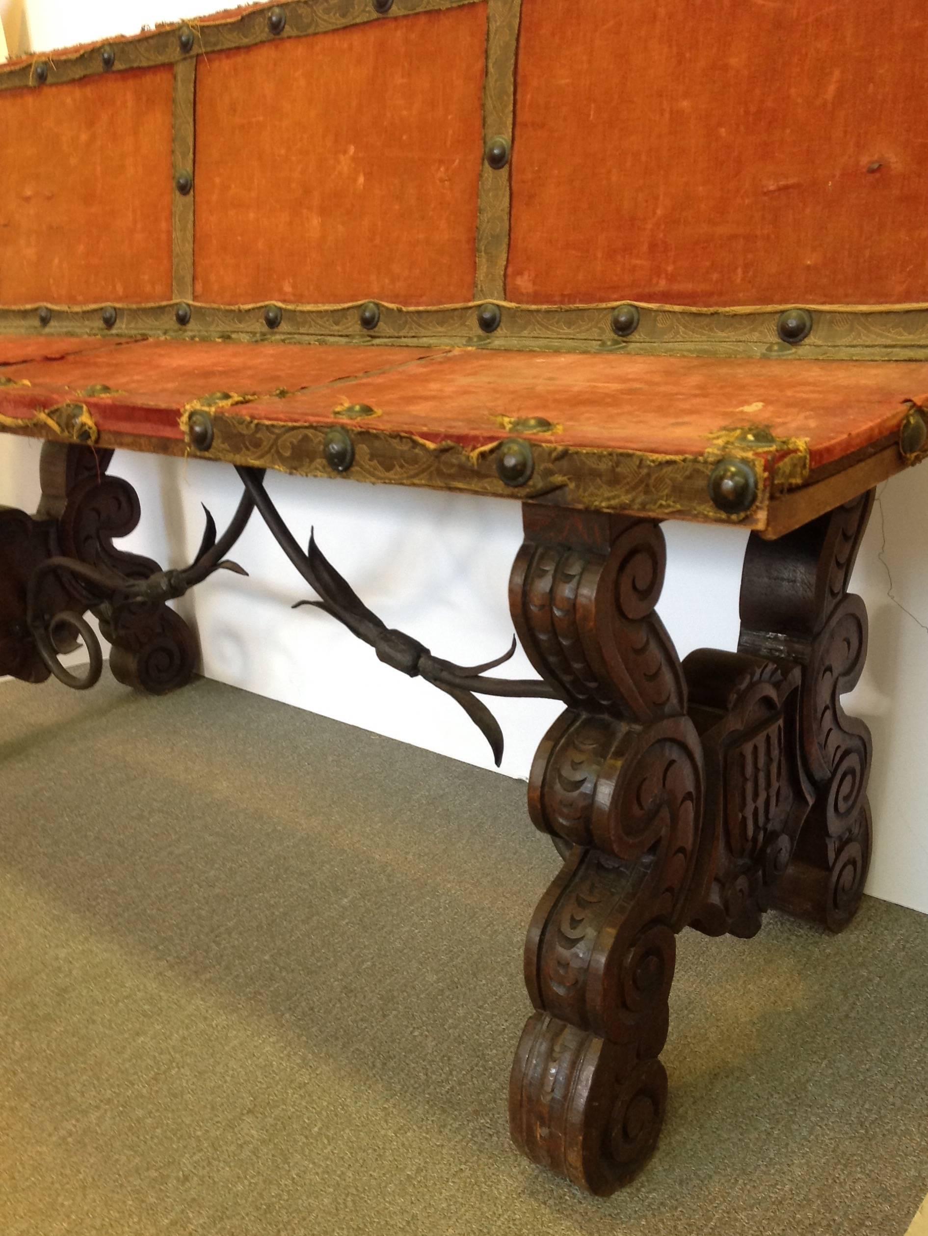 Antique Spanish Hall Bench 19th Century In Good Condition For Sale In Houston, TX
