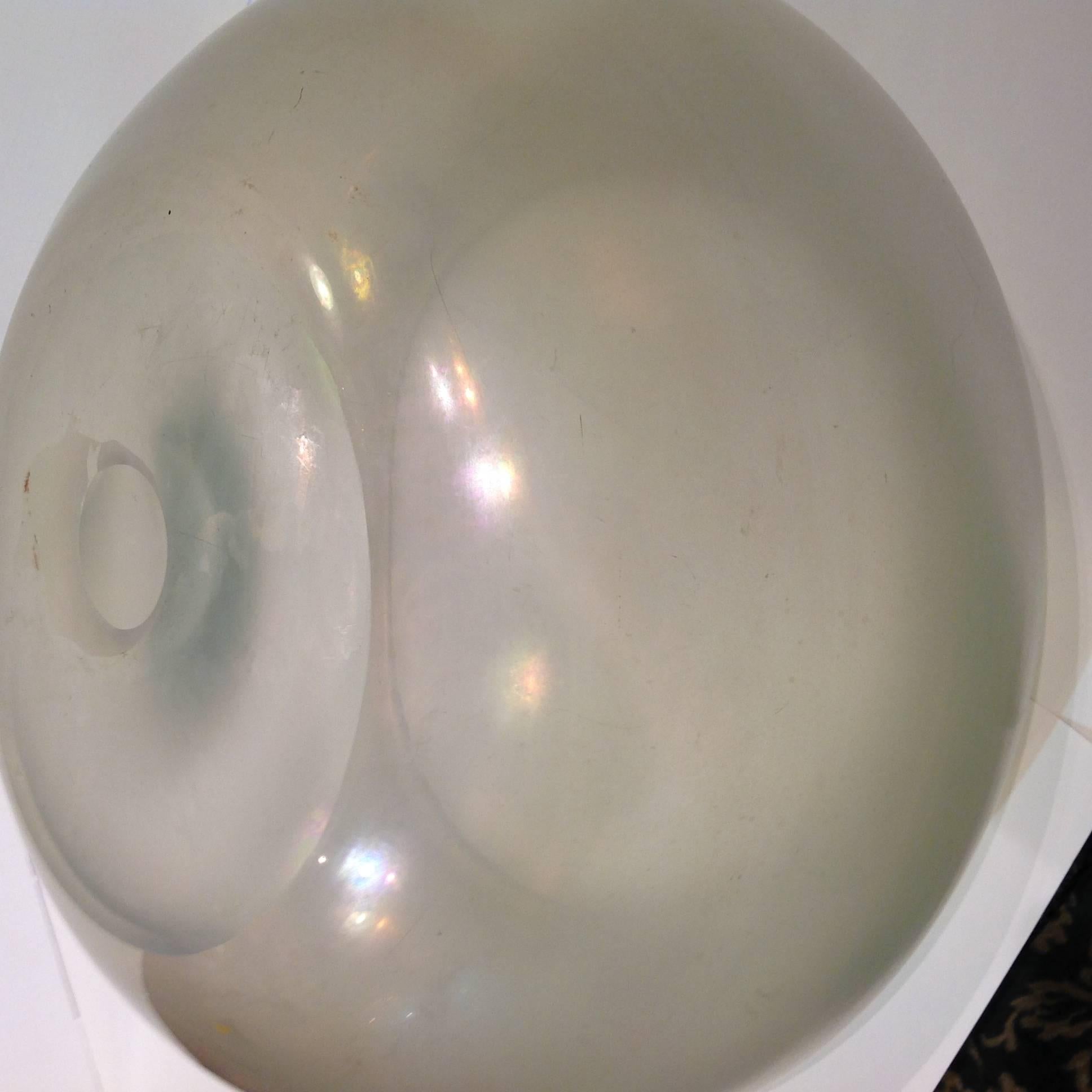 Rare Steuben verre de soie glass fish bowl measuring 18 inches in diameter.
Verre de soie glass is iridescent in white to pale green.
Frederick Carder first made verre de soie at the Steuben Glass Works from circa 1905 to 1930.
This piece is