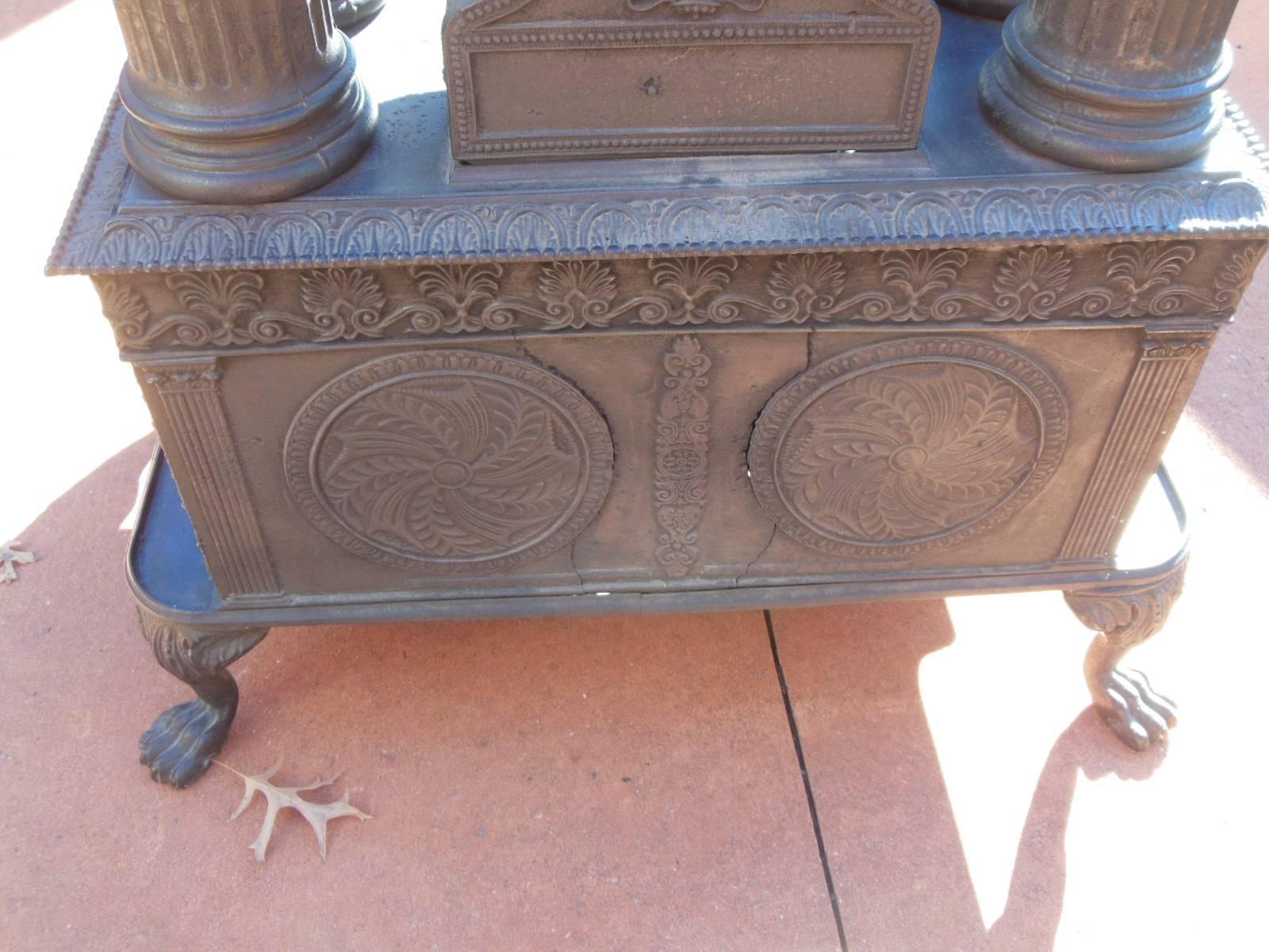 American  Cast Iron Parlor Stove, 19th Century For Sale 3