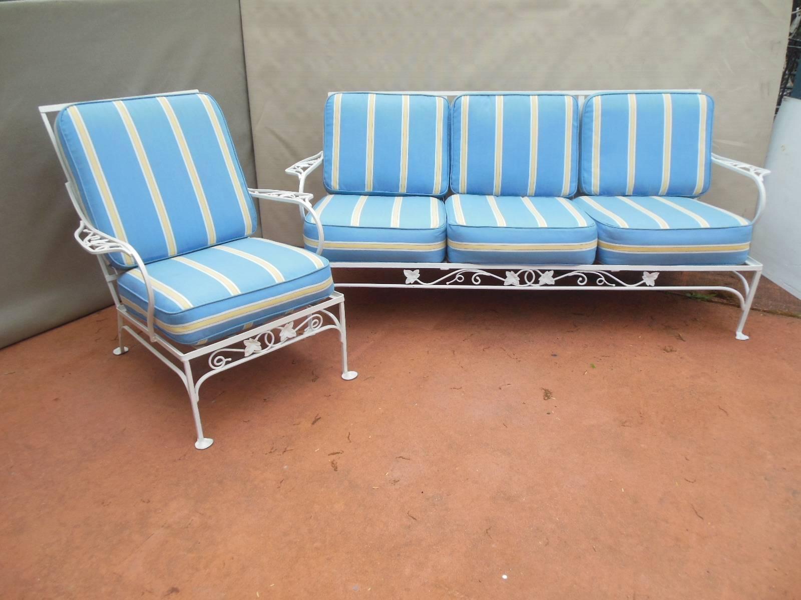 Salterini Vintage Patio Set, Mt Vernon Pattern Sofa and Armchair In Excellent Condition In Long Island, NY
