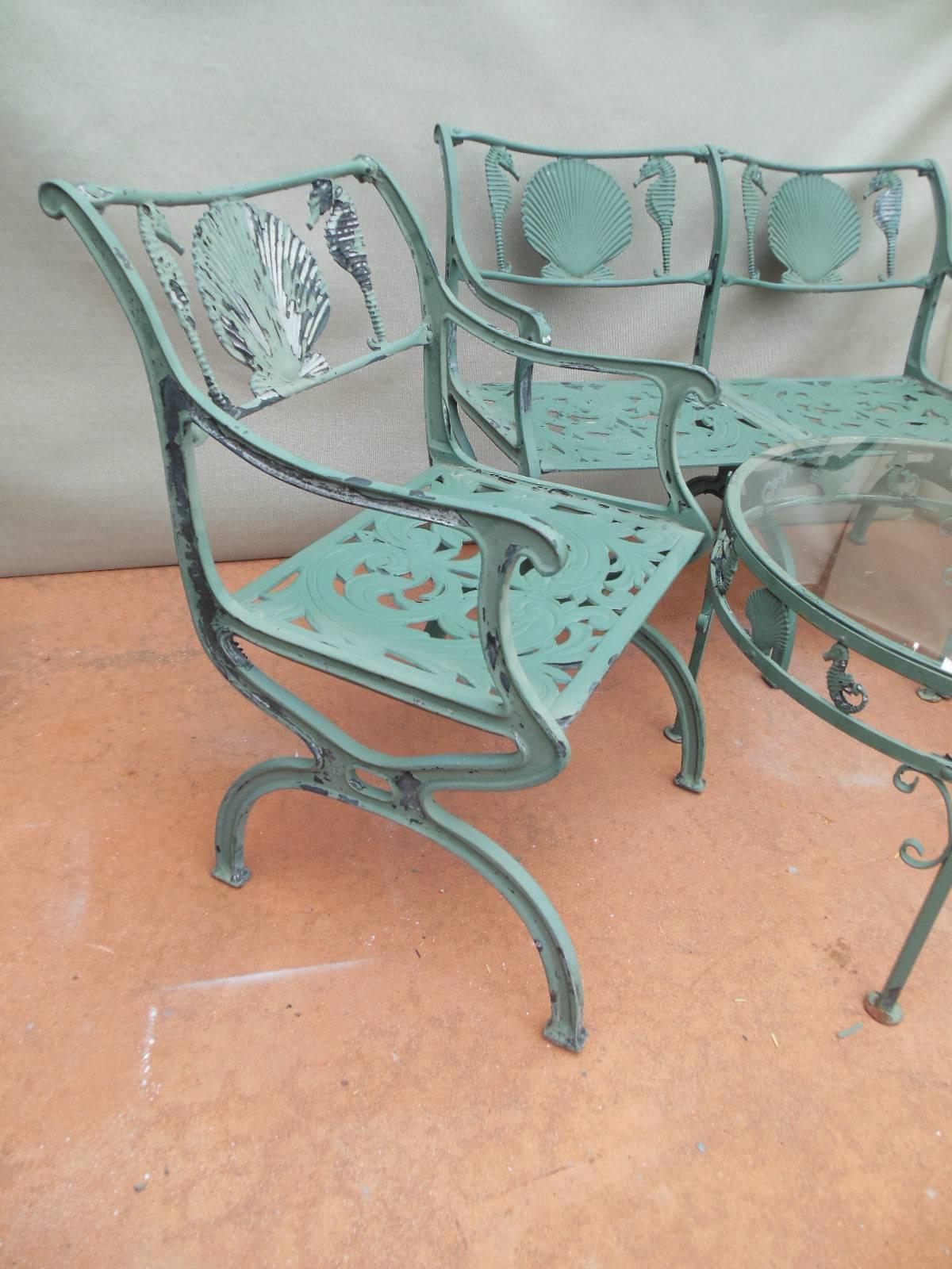 Molla Vintage Four-Piece Patio Set In Good Condition In Long Island, NY