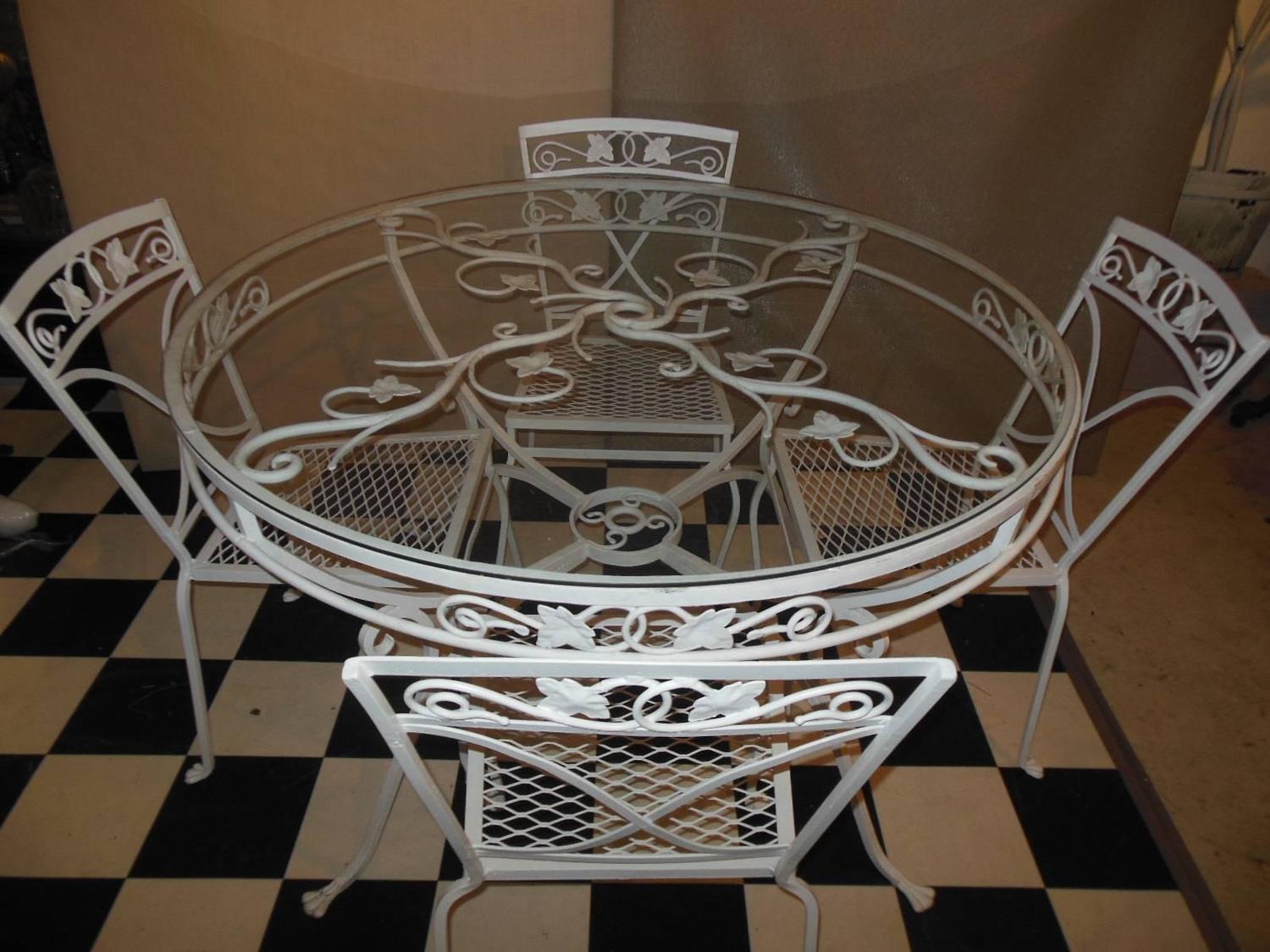 Salterini Patio Dining Set, Mt Vernon Pattern For Sale at 1stdibs