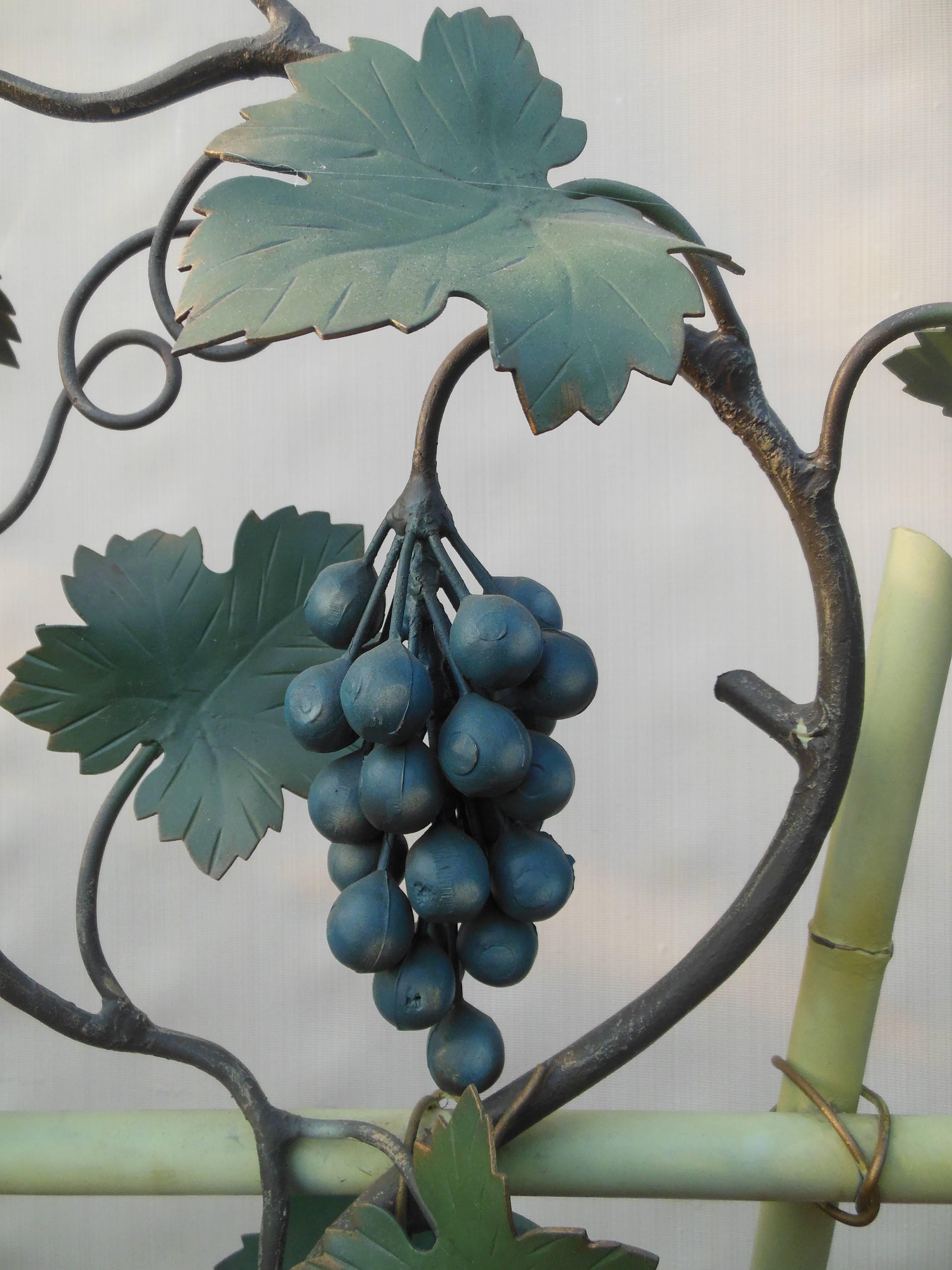 Hollywood Regency Vintage Italian Tole Grape Tree For Sale