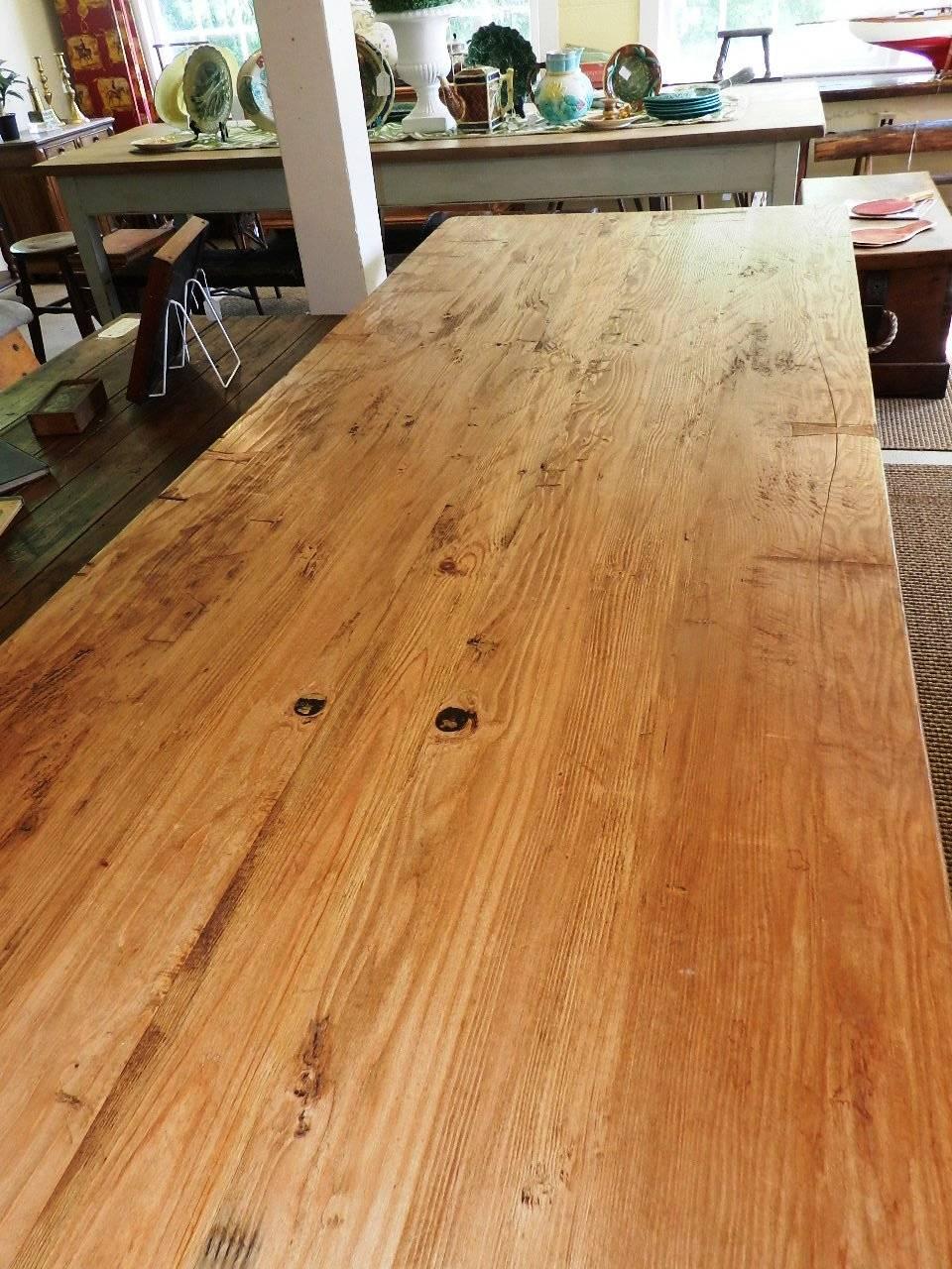 Painted Pine Farm Table In Excellent Condition In Millwood, VA