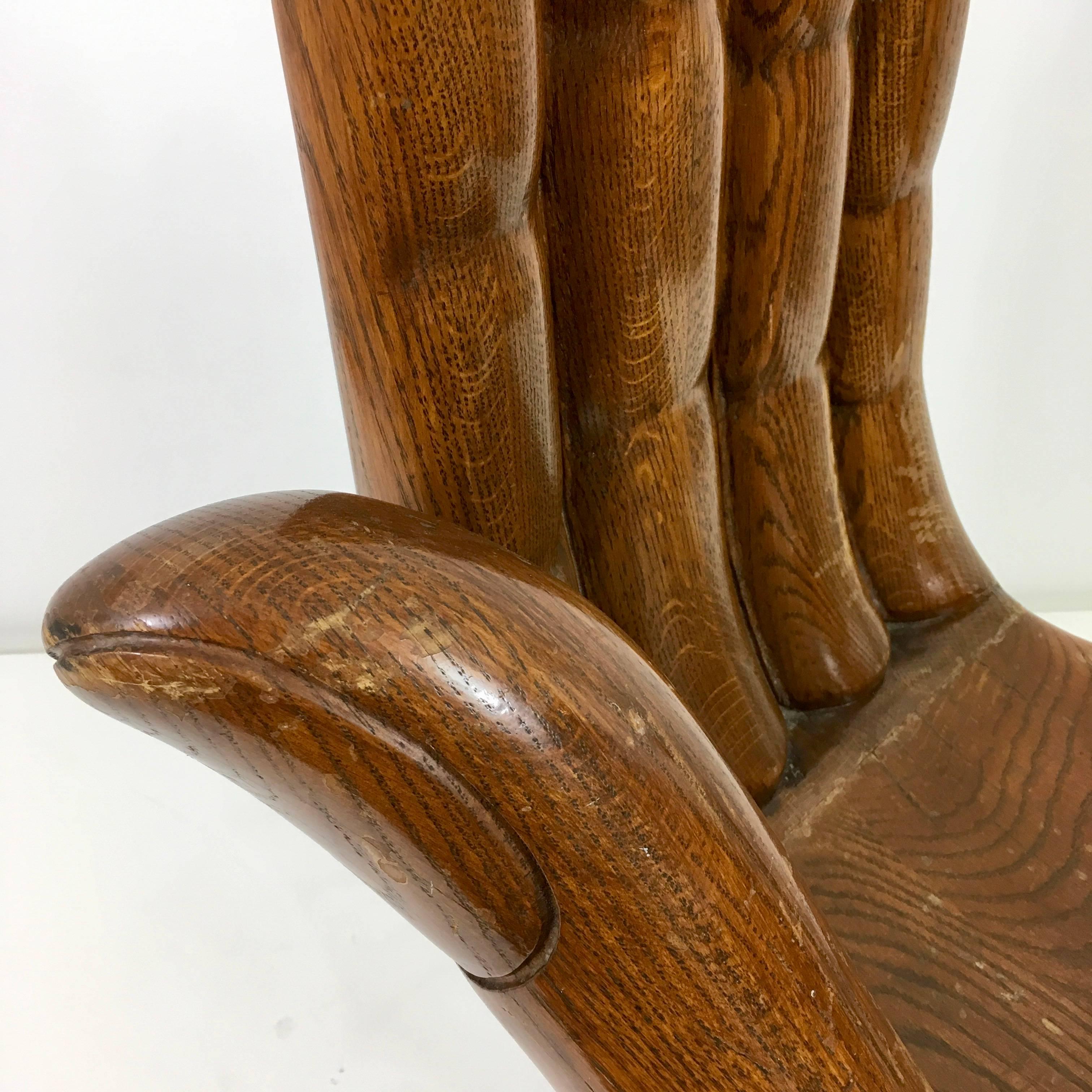palmistry chair