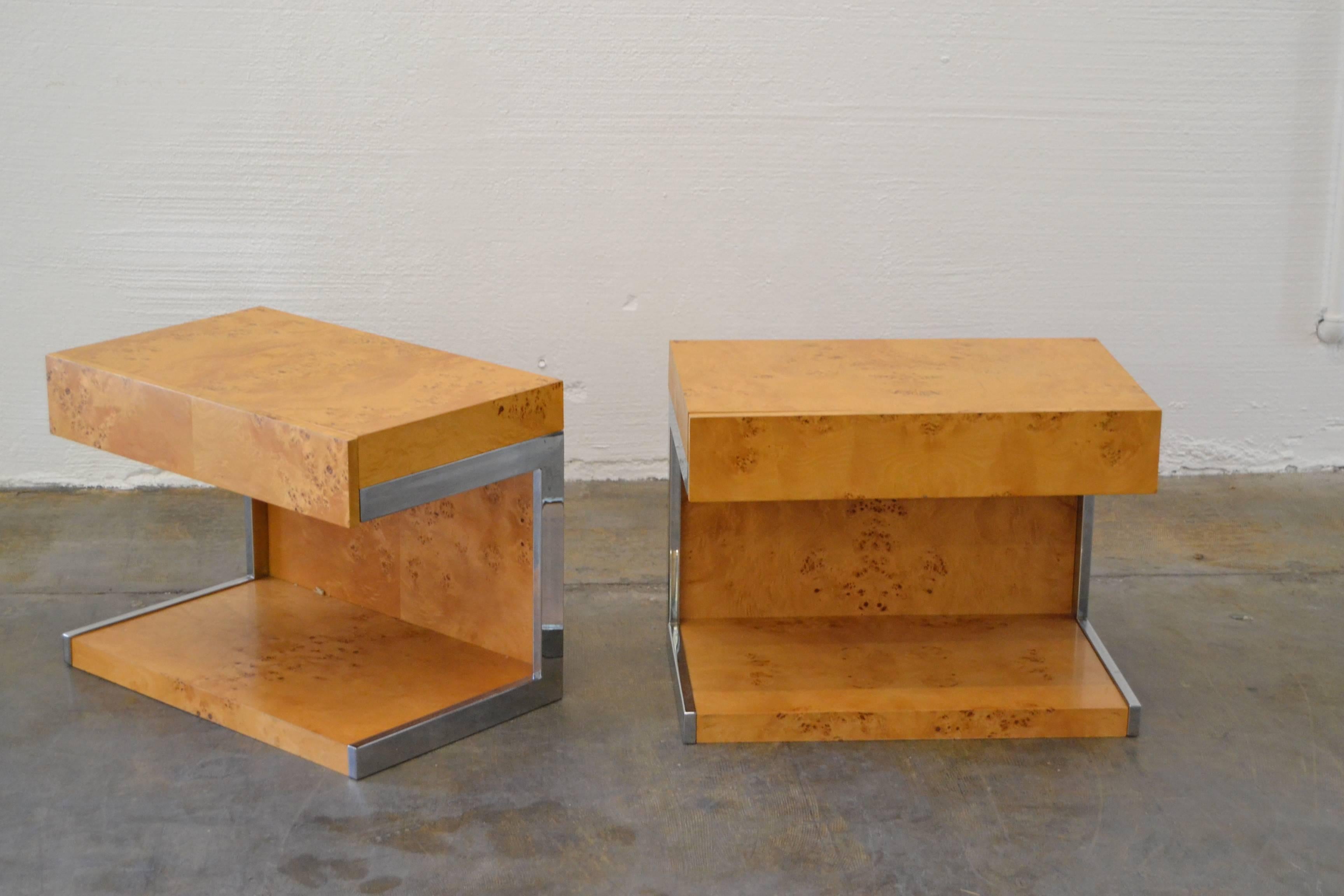 Milo Baughman Burl and Chrome Nightstands In Excellent Condition In Los Angeles, CA