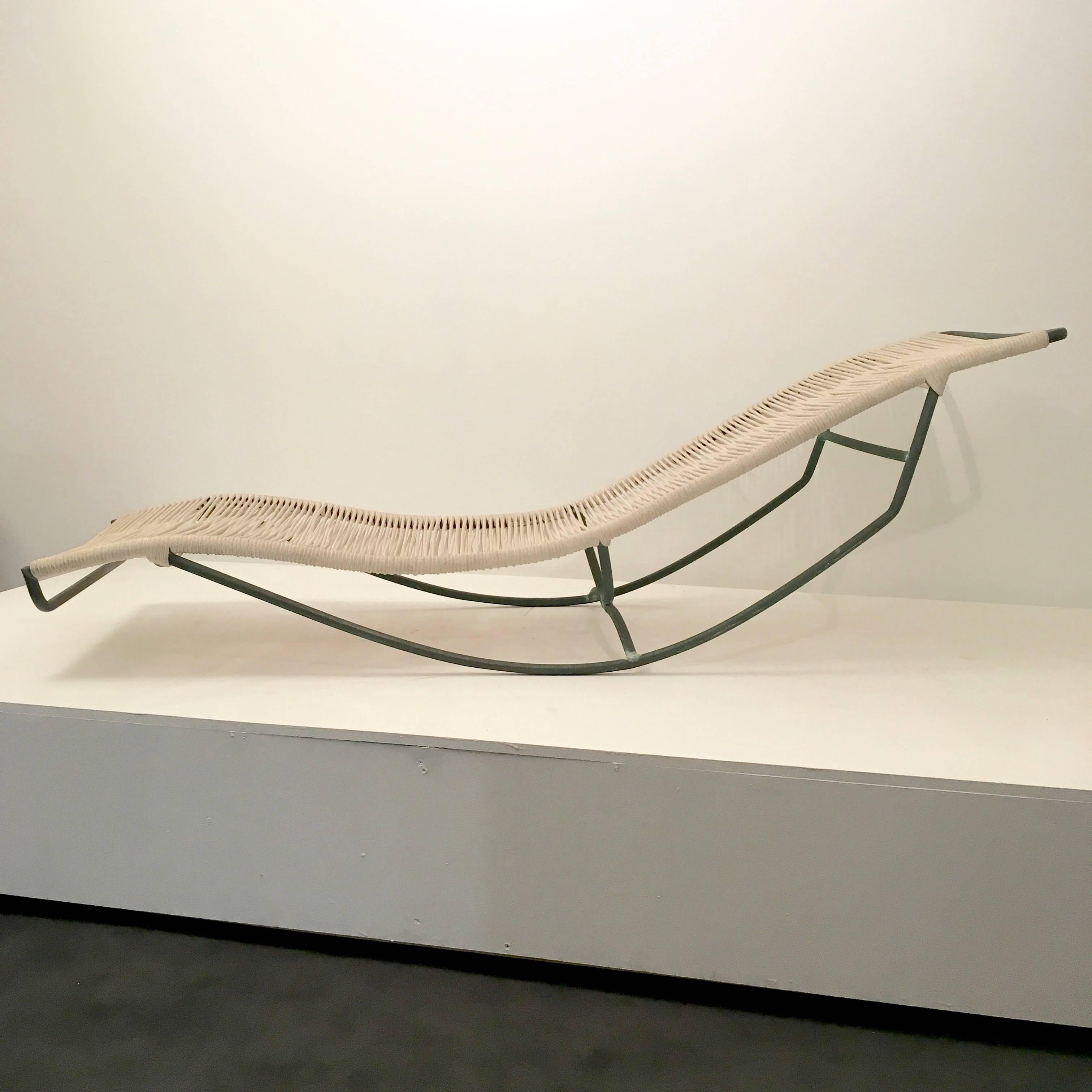 Walter Lamb Rocking Chaise In Excellent Condition For Sale In Los Angeles, CA