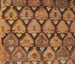 Merveilleux tapis de couloir Kilim Qazvin du début du 20ème siècle