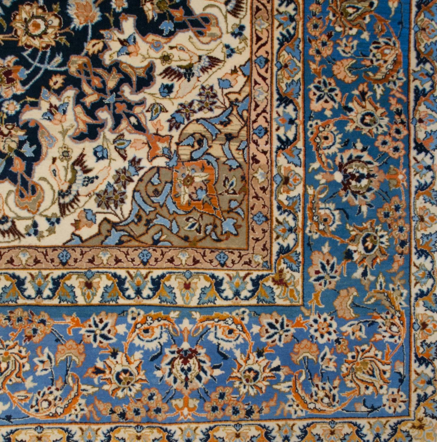 Skurriler Isfahan-Teppich aus dem frühen 20. Jahrhundert (Mitte des 20. Jahrhunderts) im Angebot