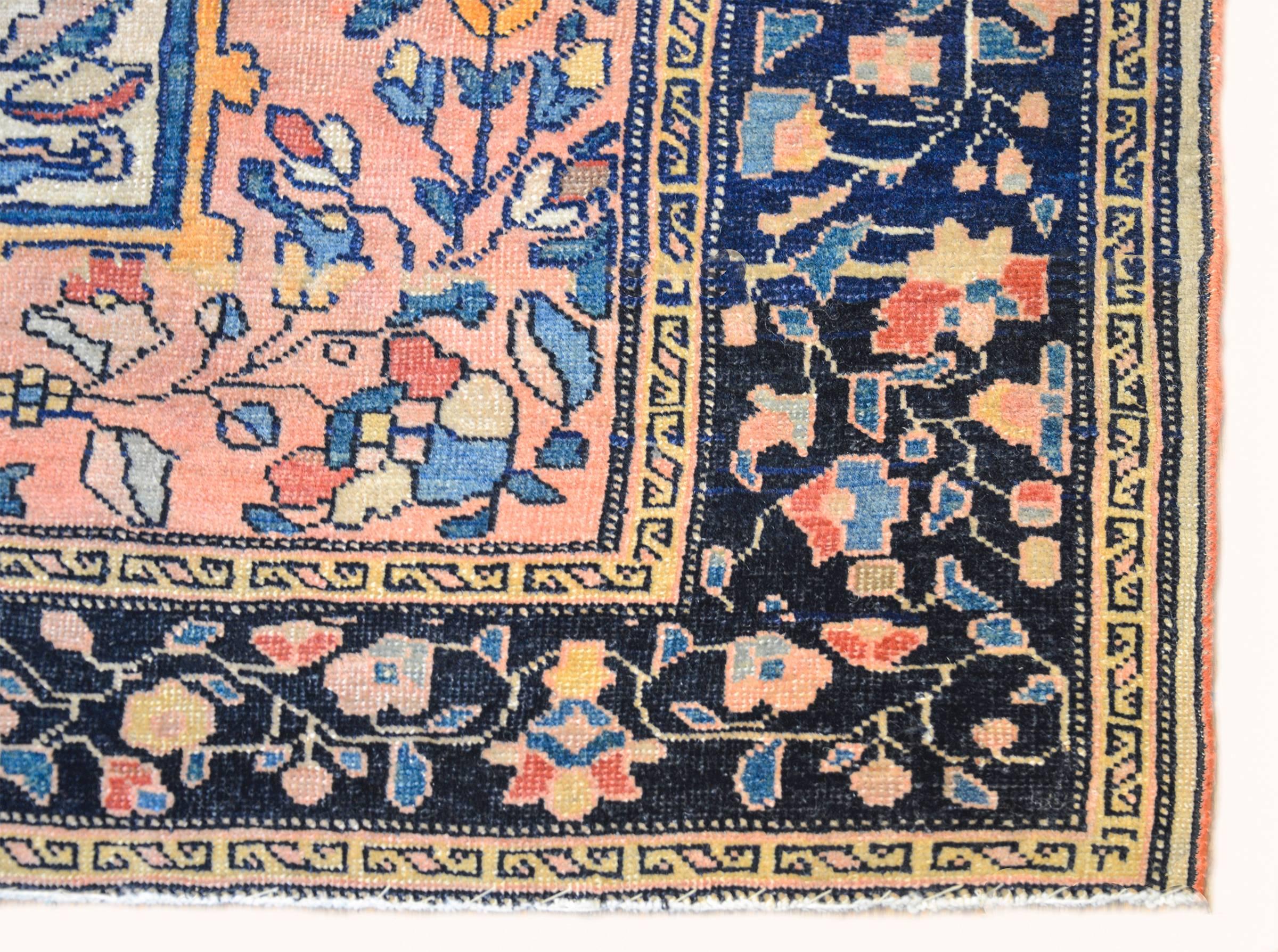 Teinture végétale Merveilleux tapis Sarouk Farahan du 19ème siècle en vente
