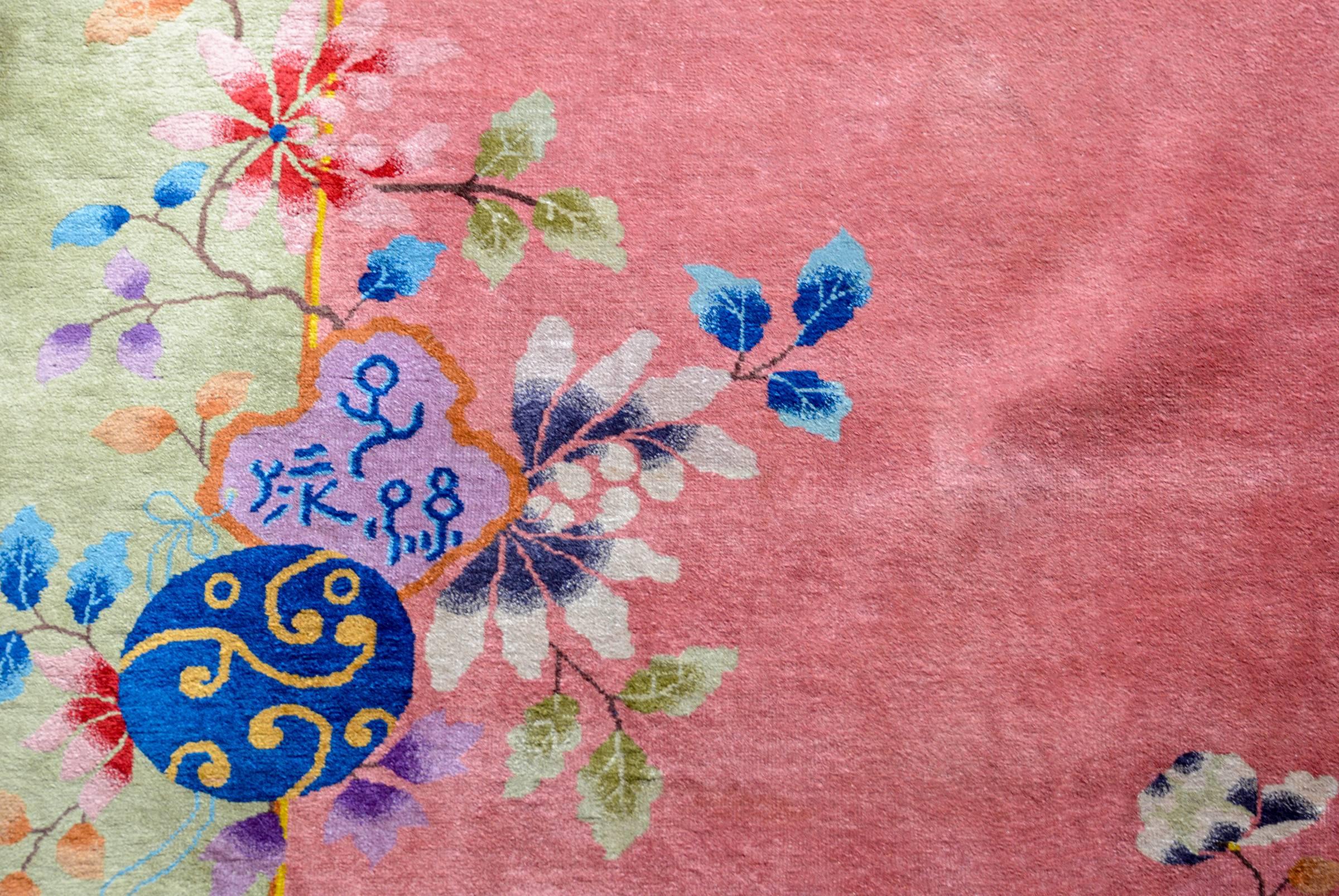 Brilliant Chinese Art Deco Rug In Good Condition In Chicago, IL