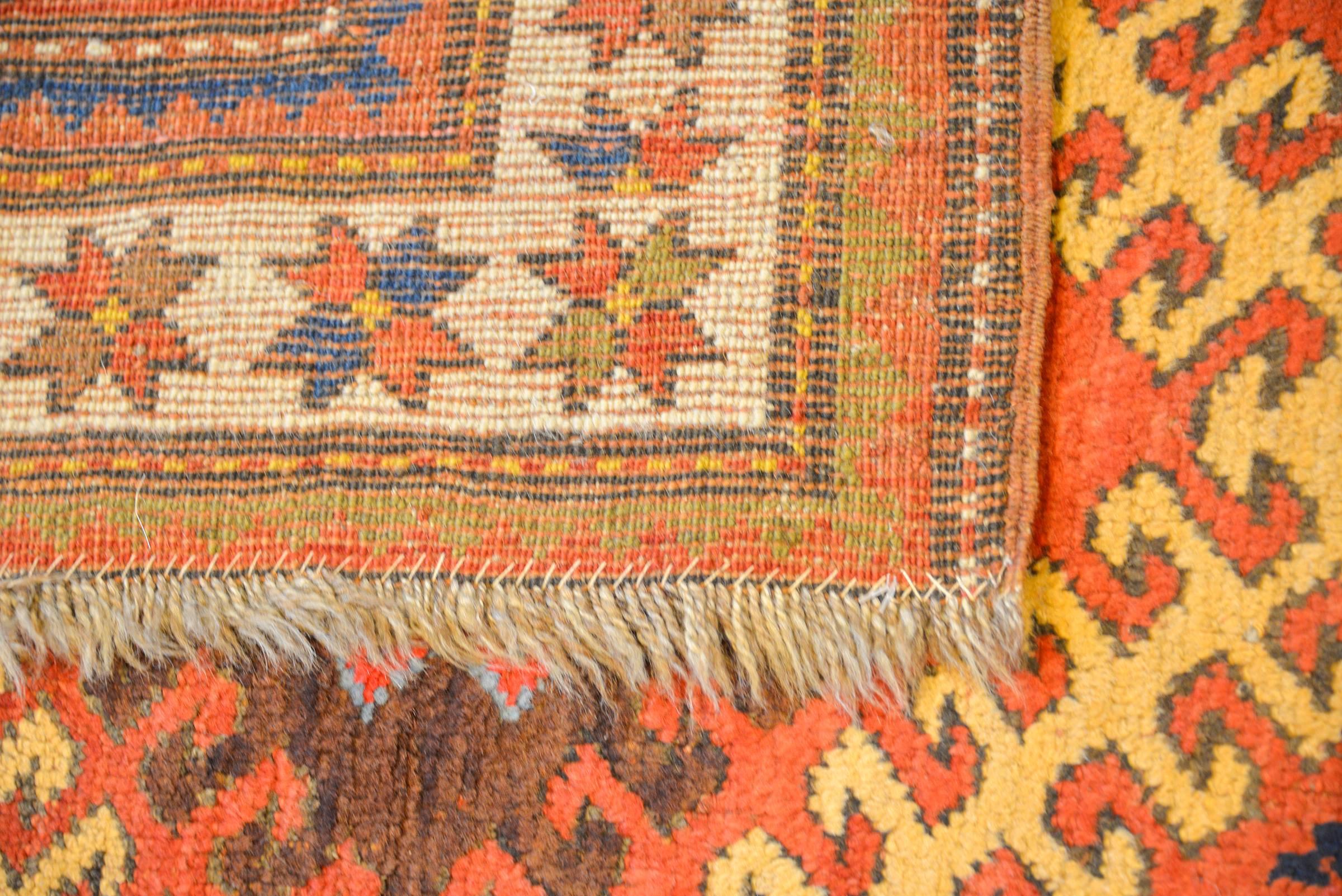 Unglaublicher kaukasischer Teppich aus dem frühen 20. Jahrhundert (Russisch) im Angebot