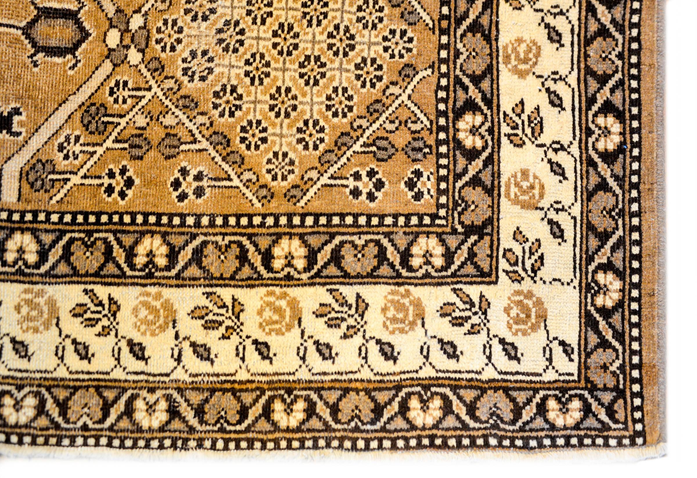 Bakhtiari-Teppich aus dem frühen 20. Jahrhundert, Wunderschön (Asiatisch) im Angebot
