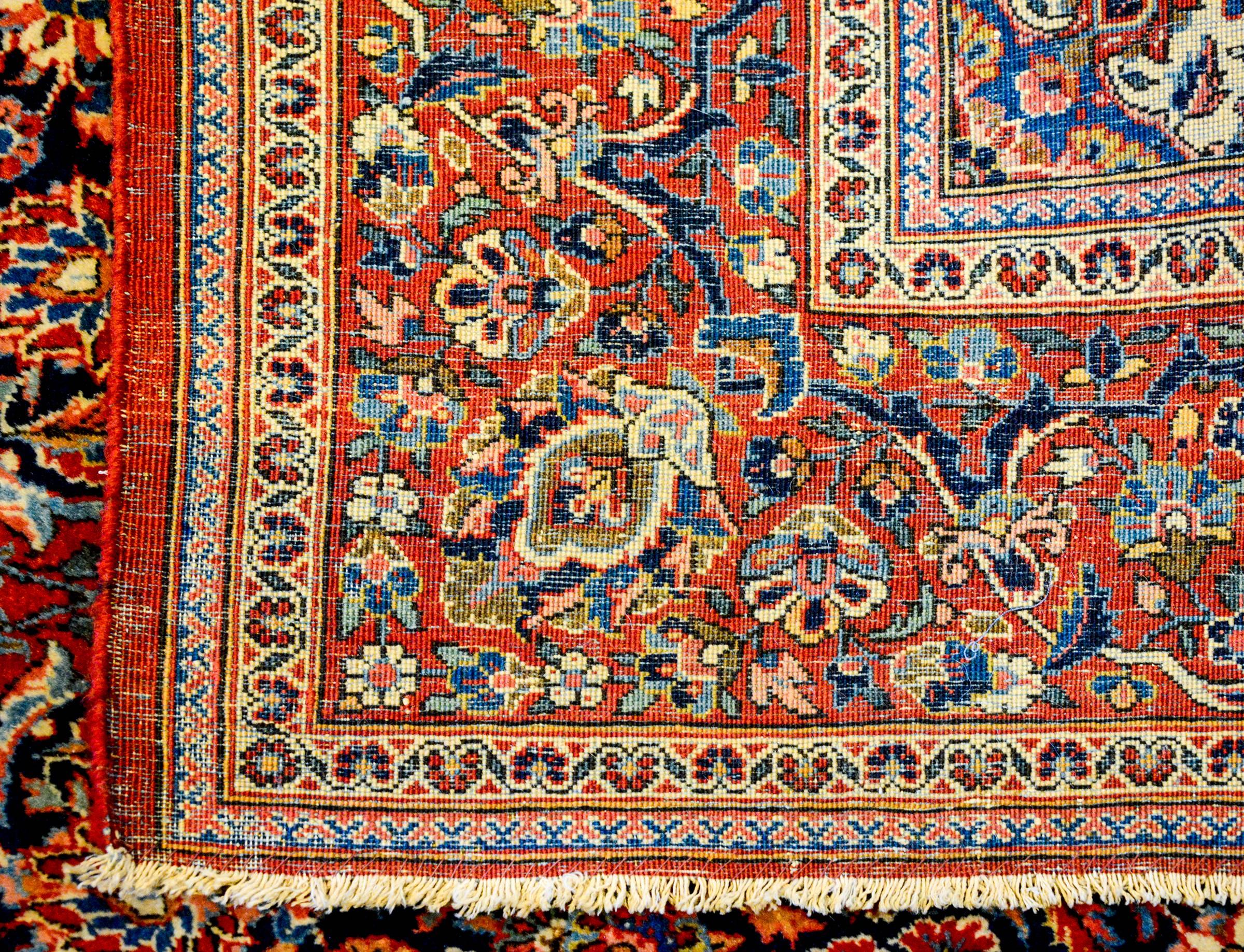 Unbelievable Early 20th Century Kashan Rug In Good Condition In Chicago, IL