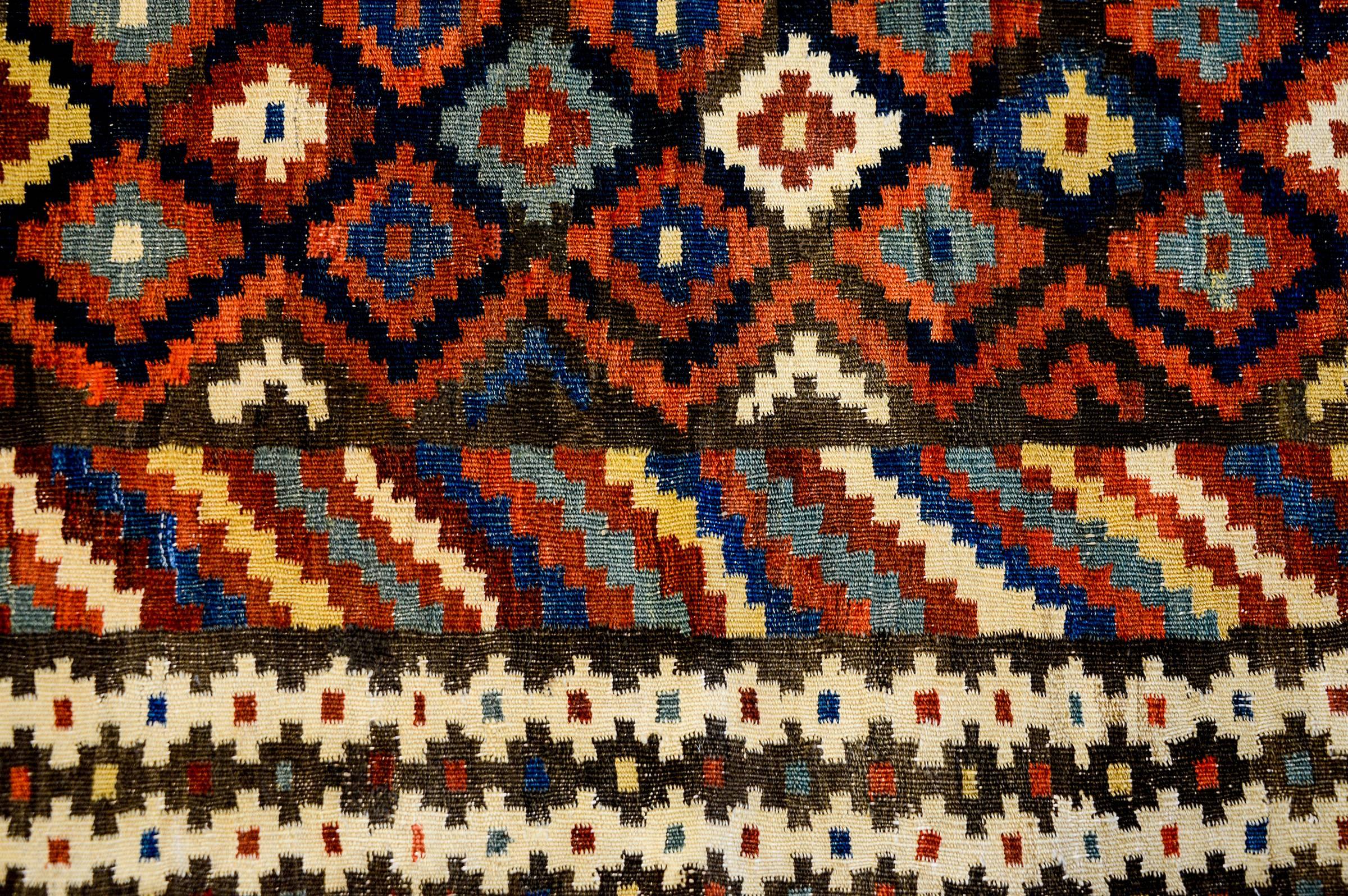 Wonderful Early 20th Century Shahsavan Kilim Runner In Good Condition For Sale In Chicago, IL