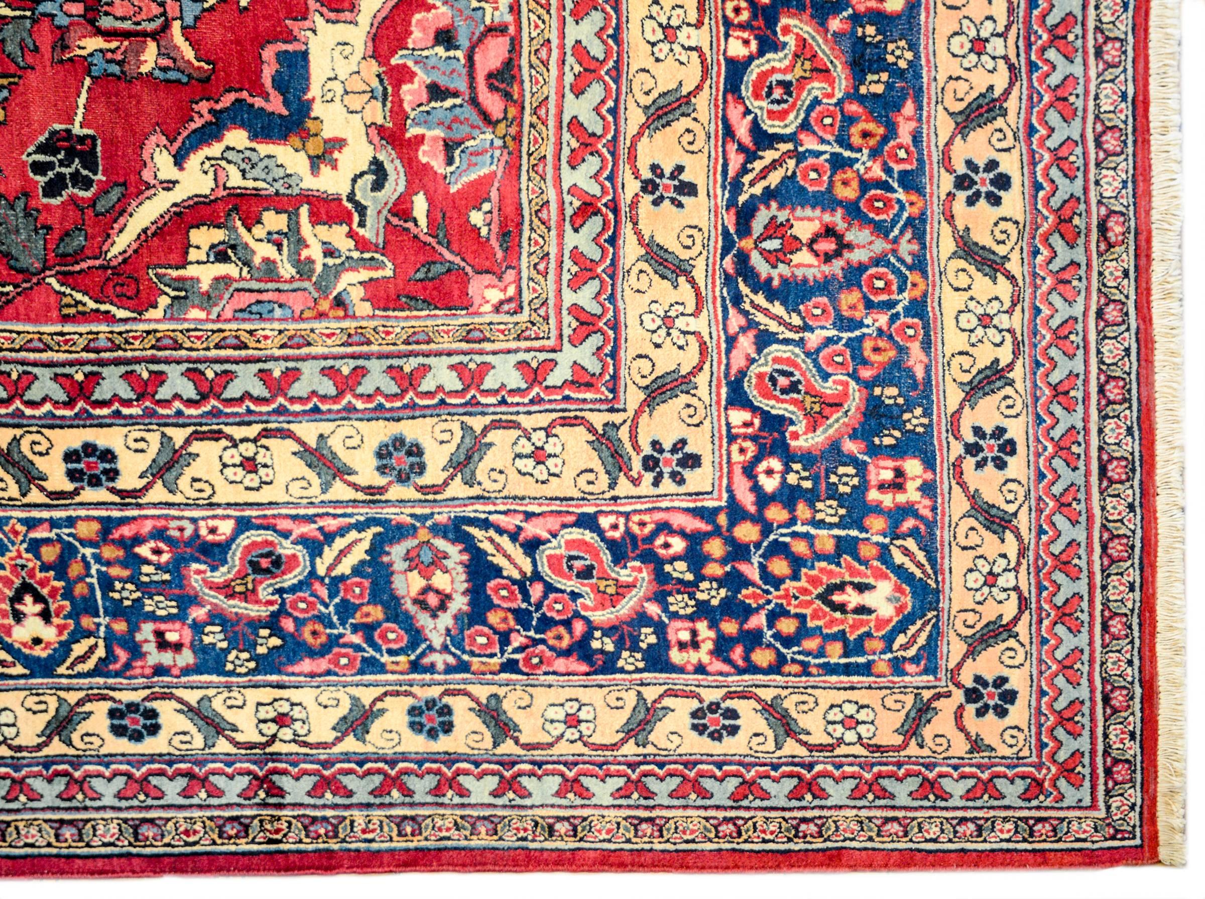 Persian Magnificent Early 20th Century Dorokhsh Rug