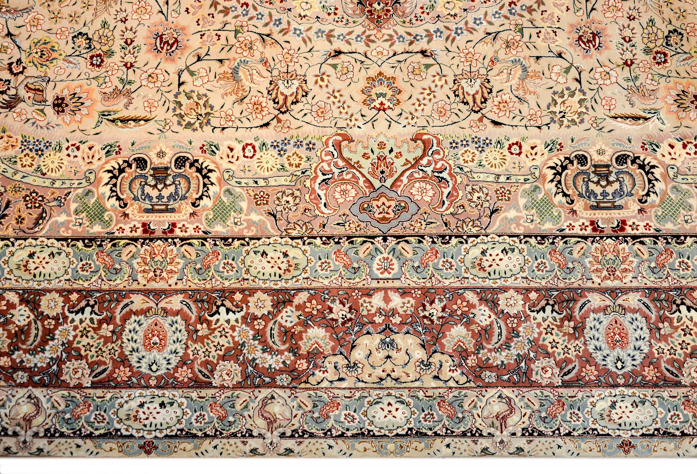 Tabriz-Teppich aus Täbris (Pflanzlich gefärbt) im Angebot