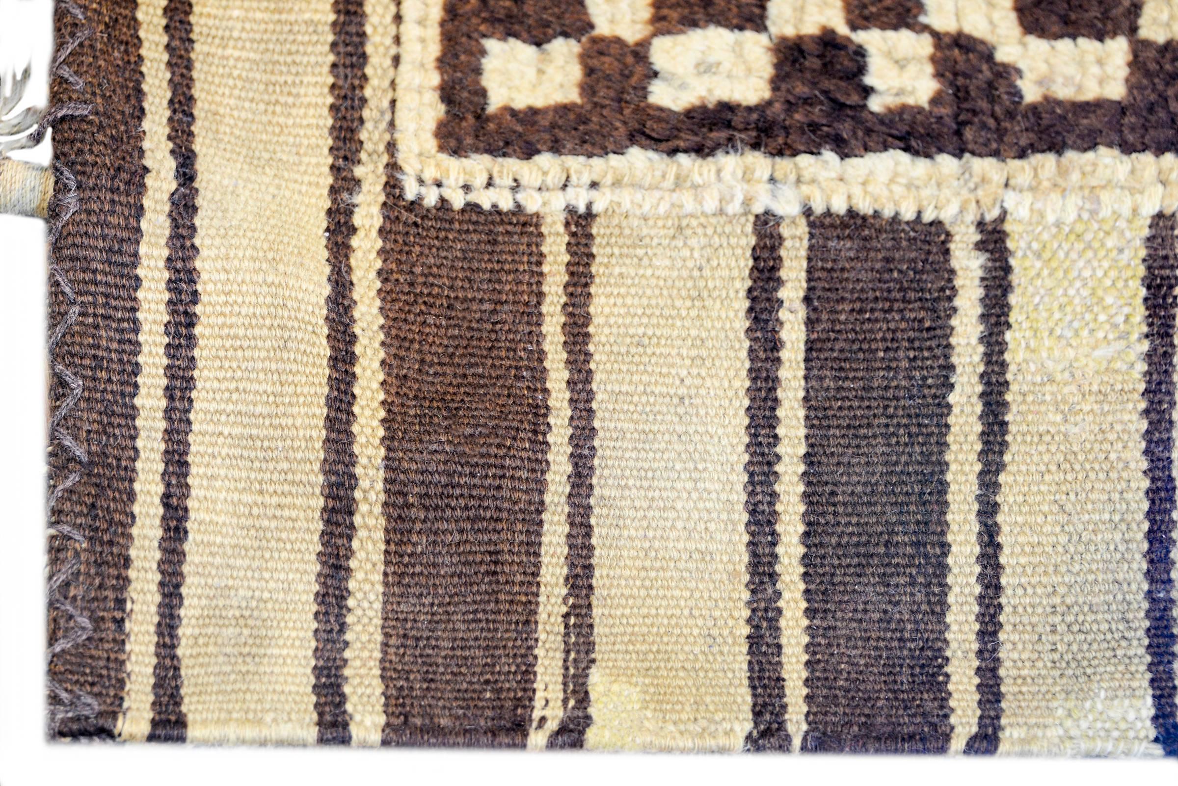Tribal Bold Early 20th Century Gabbeh Grain Bag For Sale