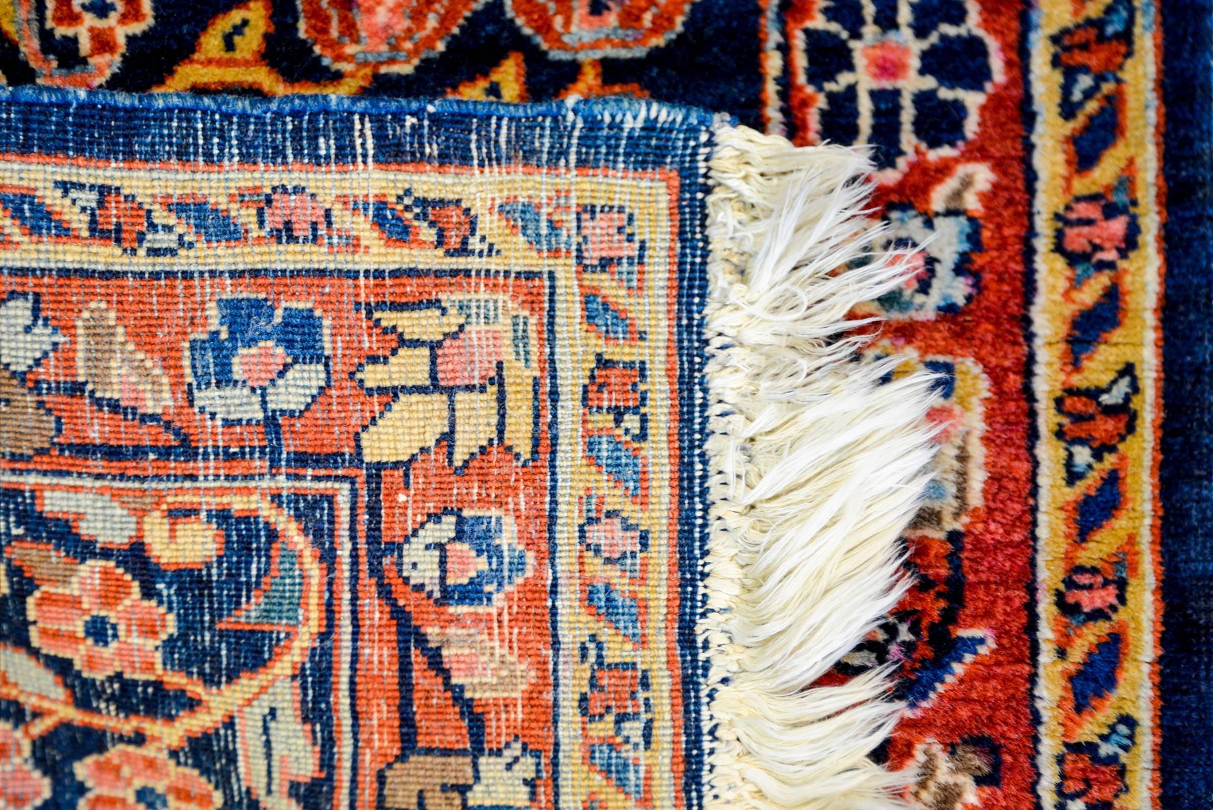 Sarouk Mohajeran Teppich, klein und zierlich (Pflanzlich gefärbt) im Angebot