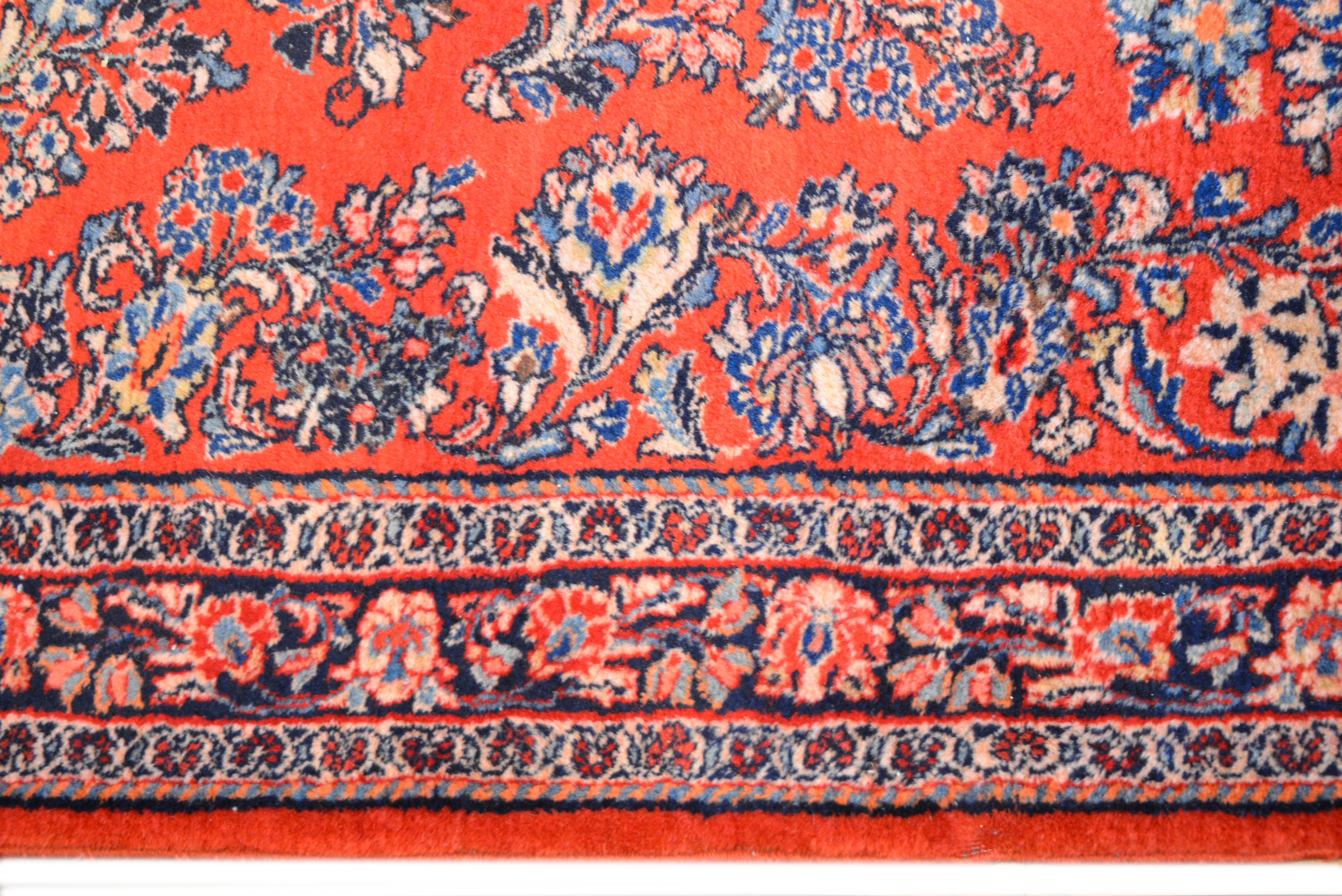 Vegetable Dyed Wonderful Early 20th Century Persian Sarouk Rug For Sale