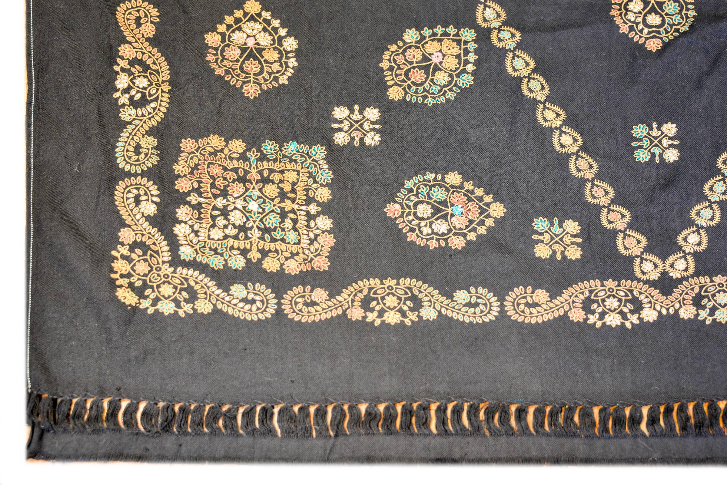 Vegetable Dyed Skillfully Embroidered Late 20th Century Indian Suzani Textile For Sale