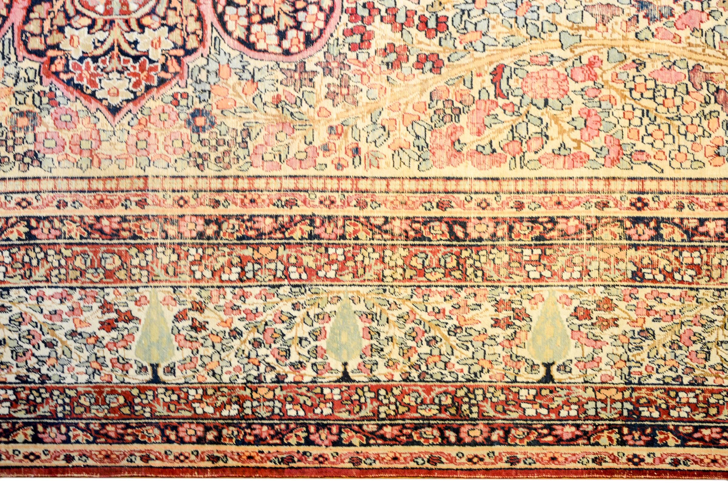 Incredible Early 20th Century Lavar Kirman Rug In Good Condition For Sale In Chicago, IL