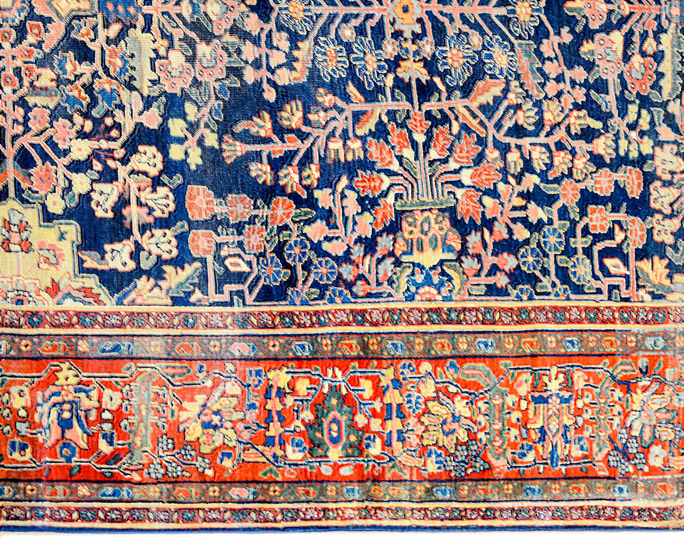 Perse Incroyable tapis Sarouk Farahan de la fin du 19ème siècle en vente