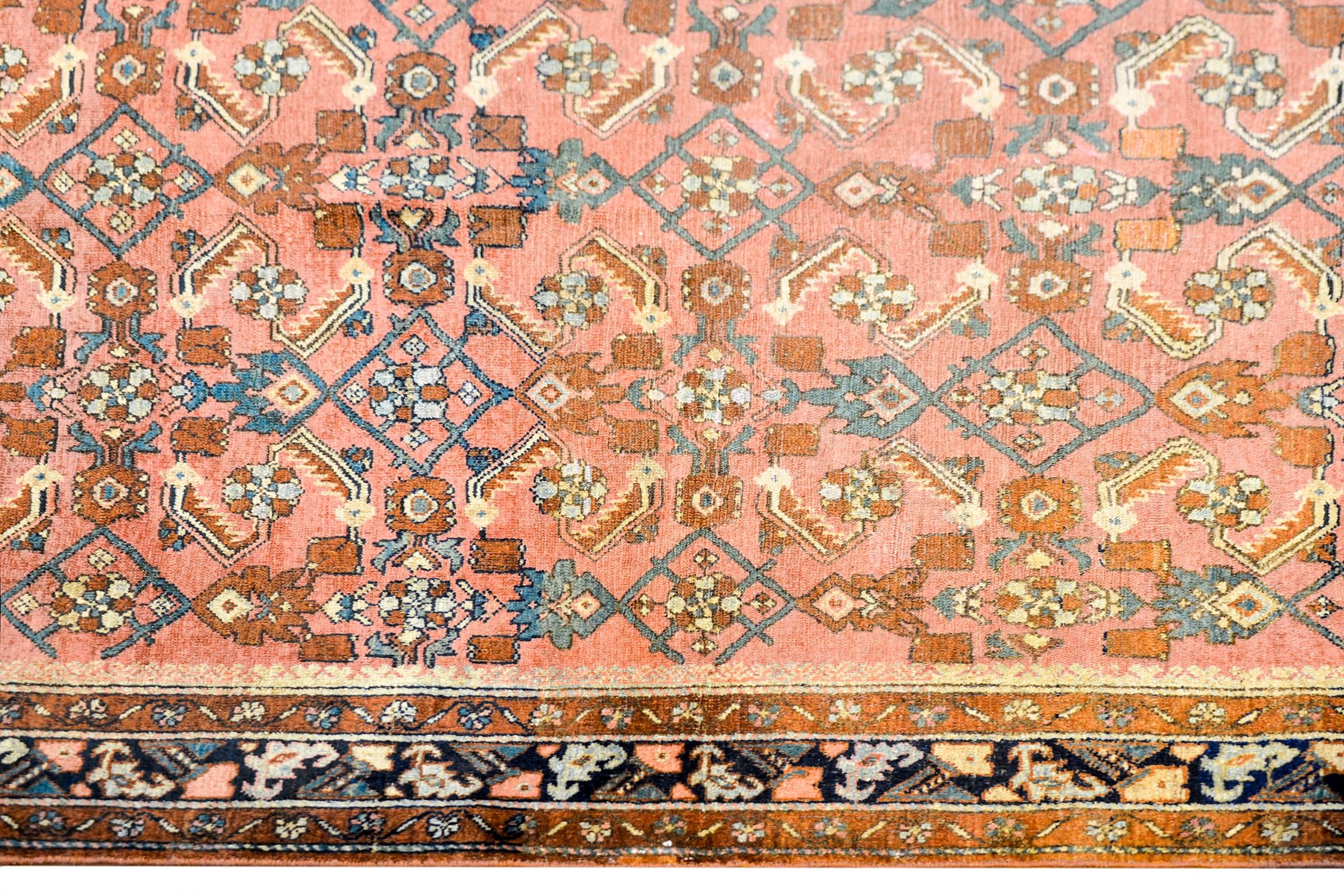 Wonderful Late 19th Century Malayer Rug In Good Condition In Chicago, IL