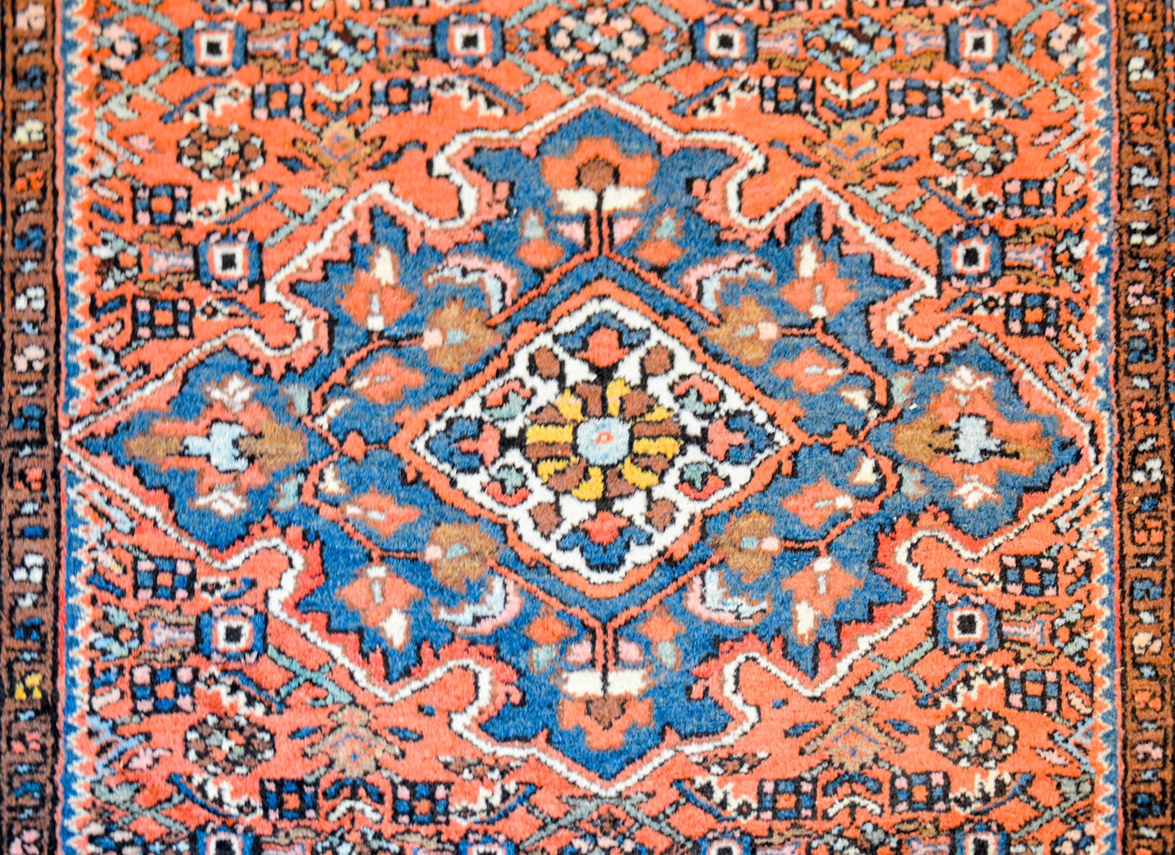 Malayer-Teppich des frühen 20. Jahrhunderts (Persisch) im Angebot
