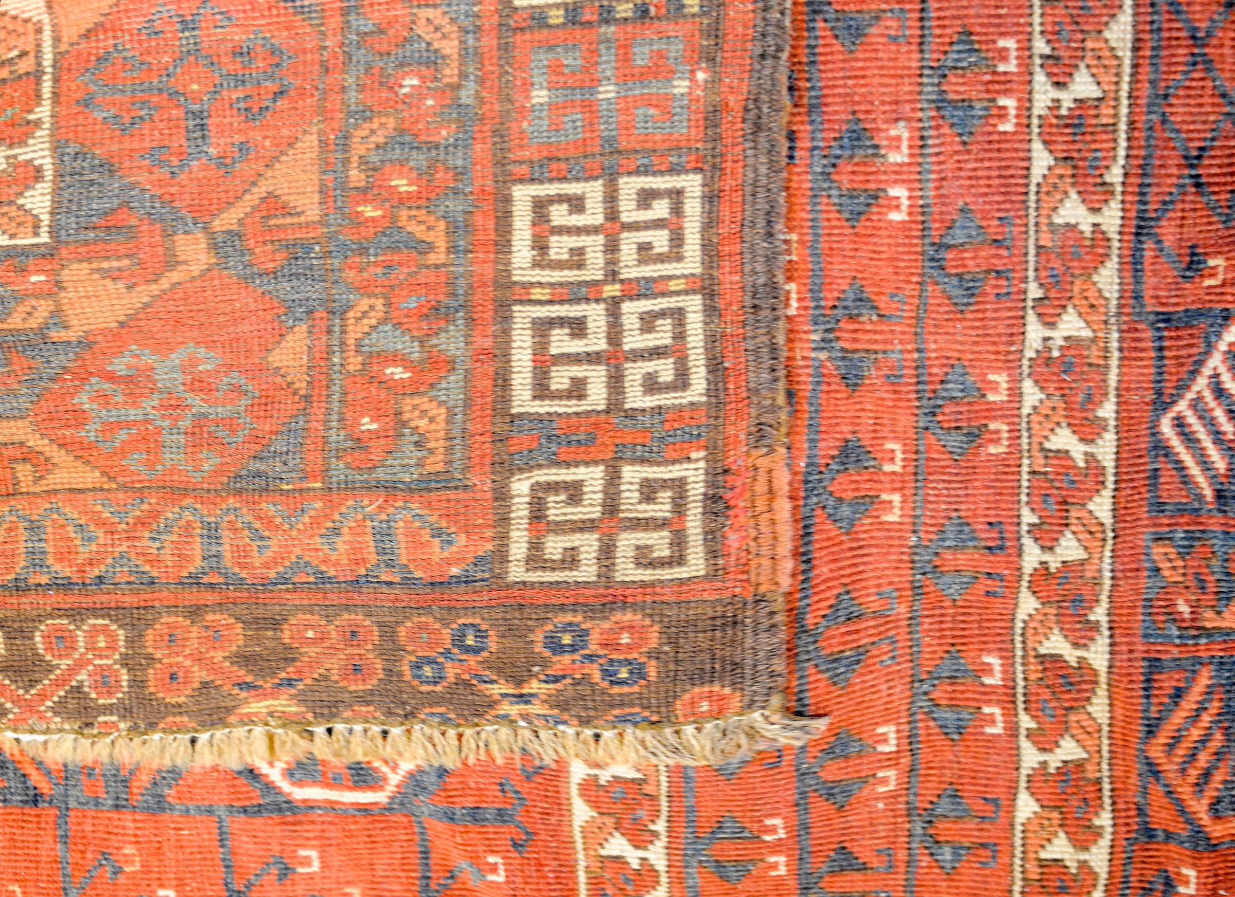 Exceptional Early 20th Century Ersari Rug In Good Condition In Chicago, IL