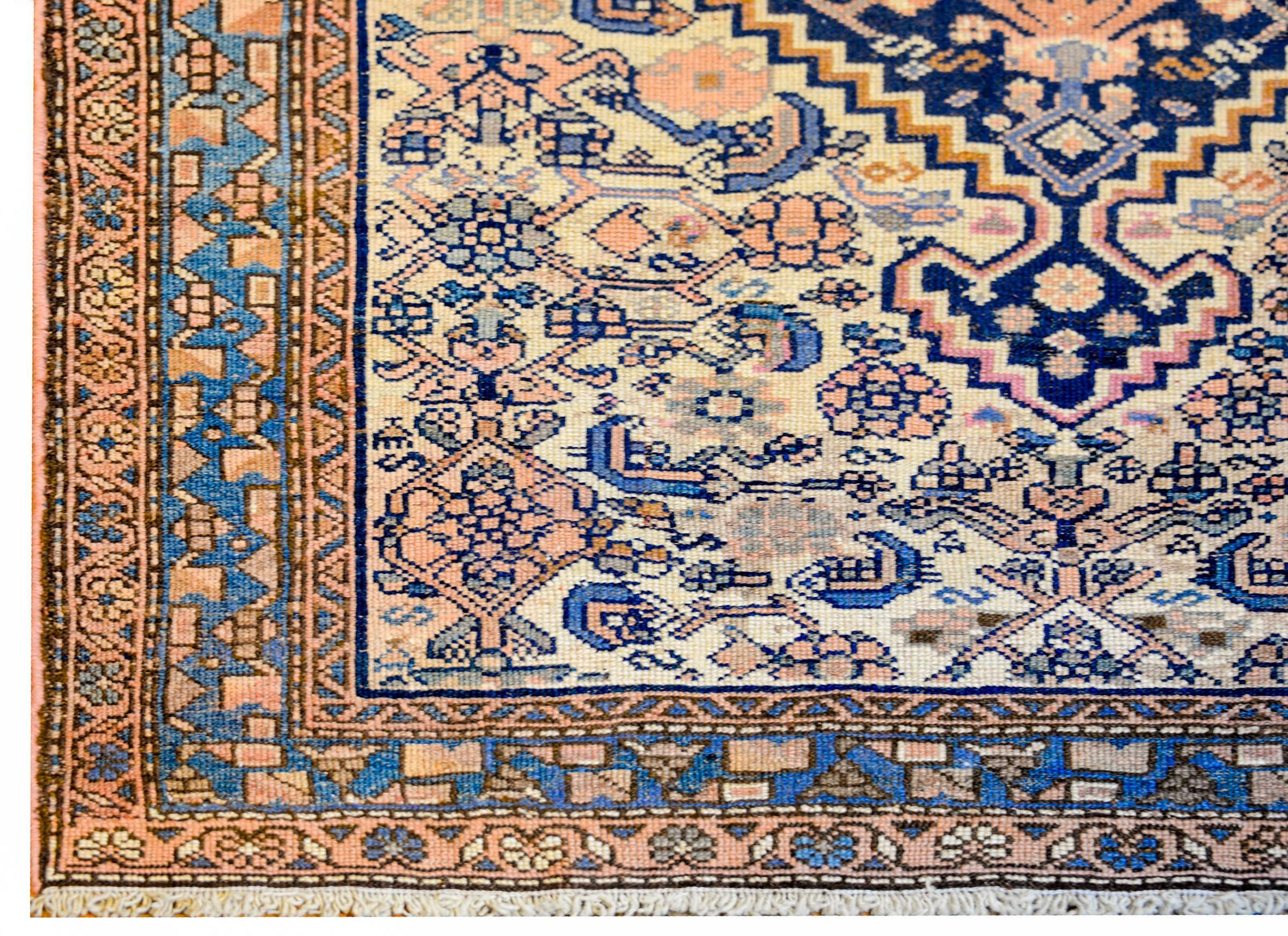 Azari-Teppich aus dem frühen 20. Jahrhundert, Wunderschön (Aserbaidschanisch) im Angebot