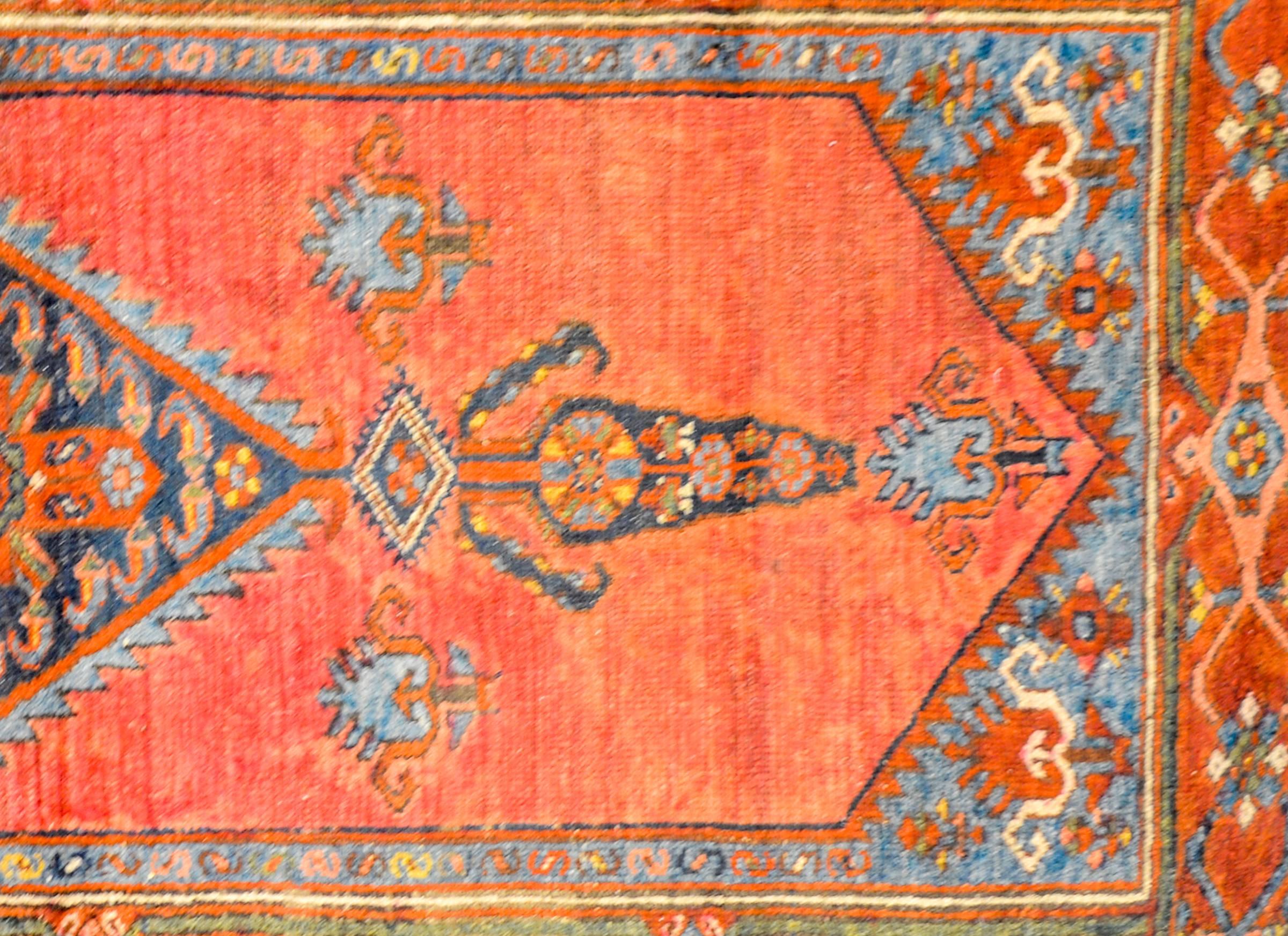 Gorgeous Early 20th Century Persian Malayer Rug In Good Condition In Chicago, IL