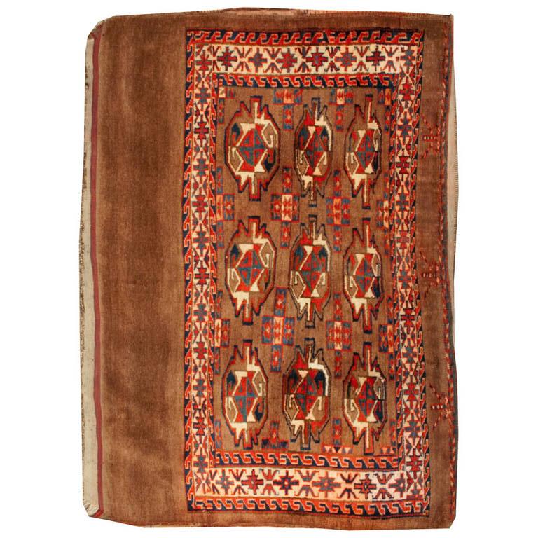 Early 20th Century Yamut Rug For Sale