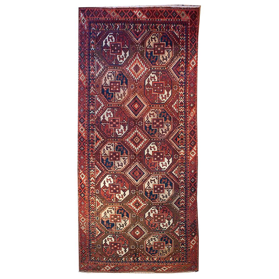 Early 20th Century Turkmen Rug For Sale