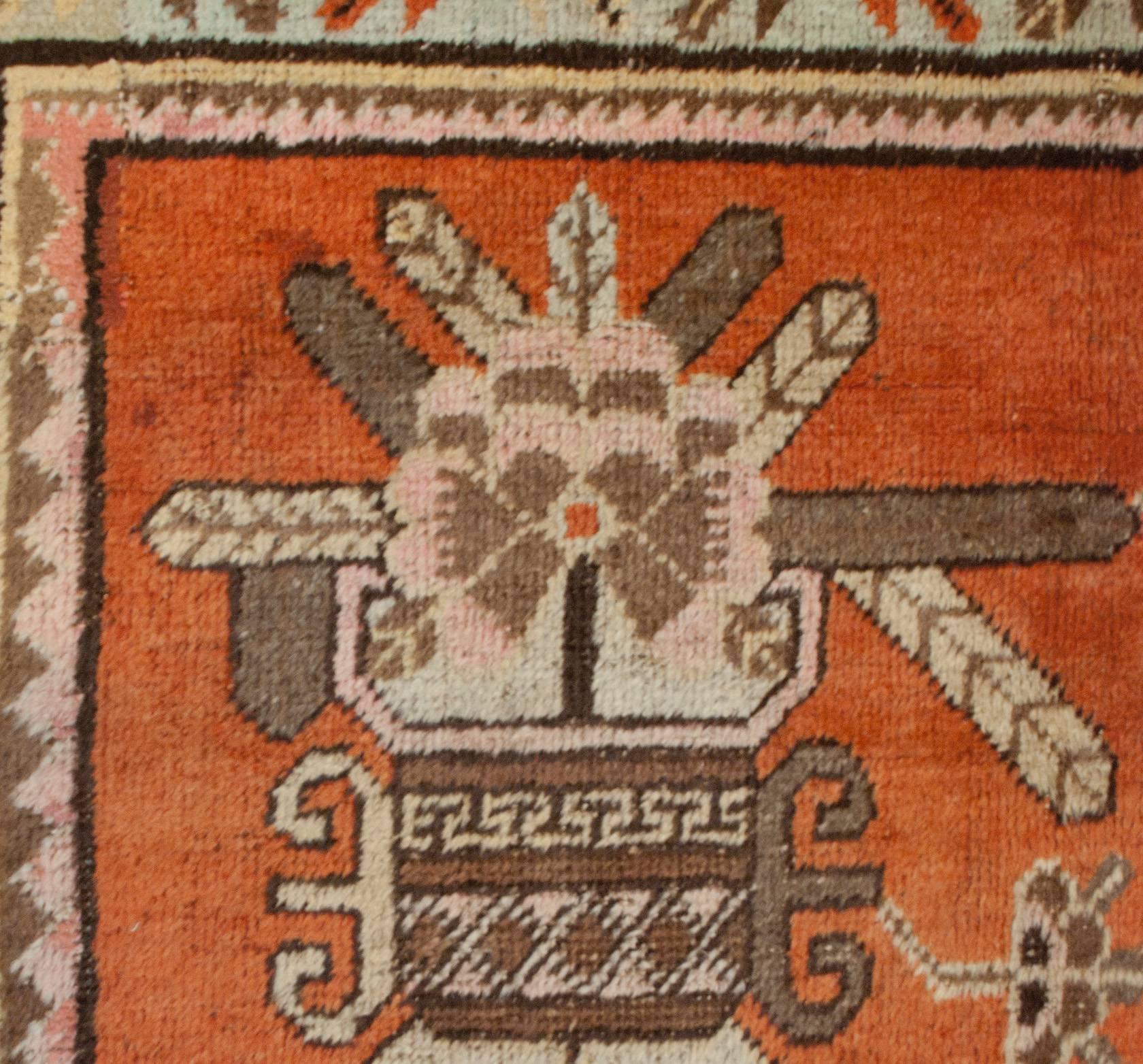 Vegetable Dyed Early 20th Century Pictorial Khotan Rug For Sale