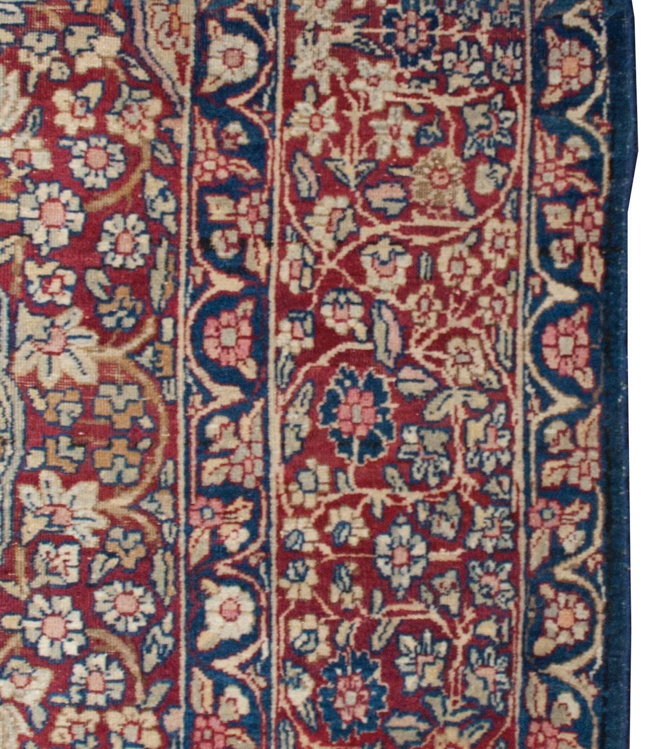 Notable 19th Century Pictorial Kirman Rug In Good Condition For Sale In Chicago, IL