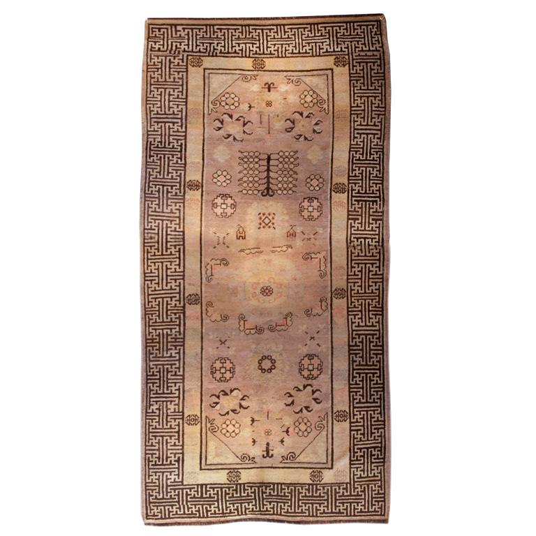 Tapis Khotan d'Asie centrale du 19e siècle