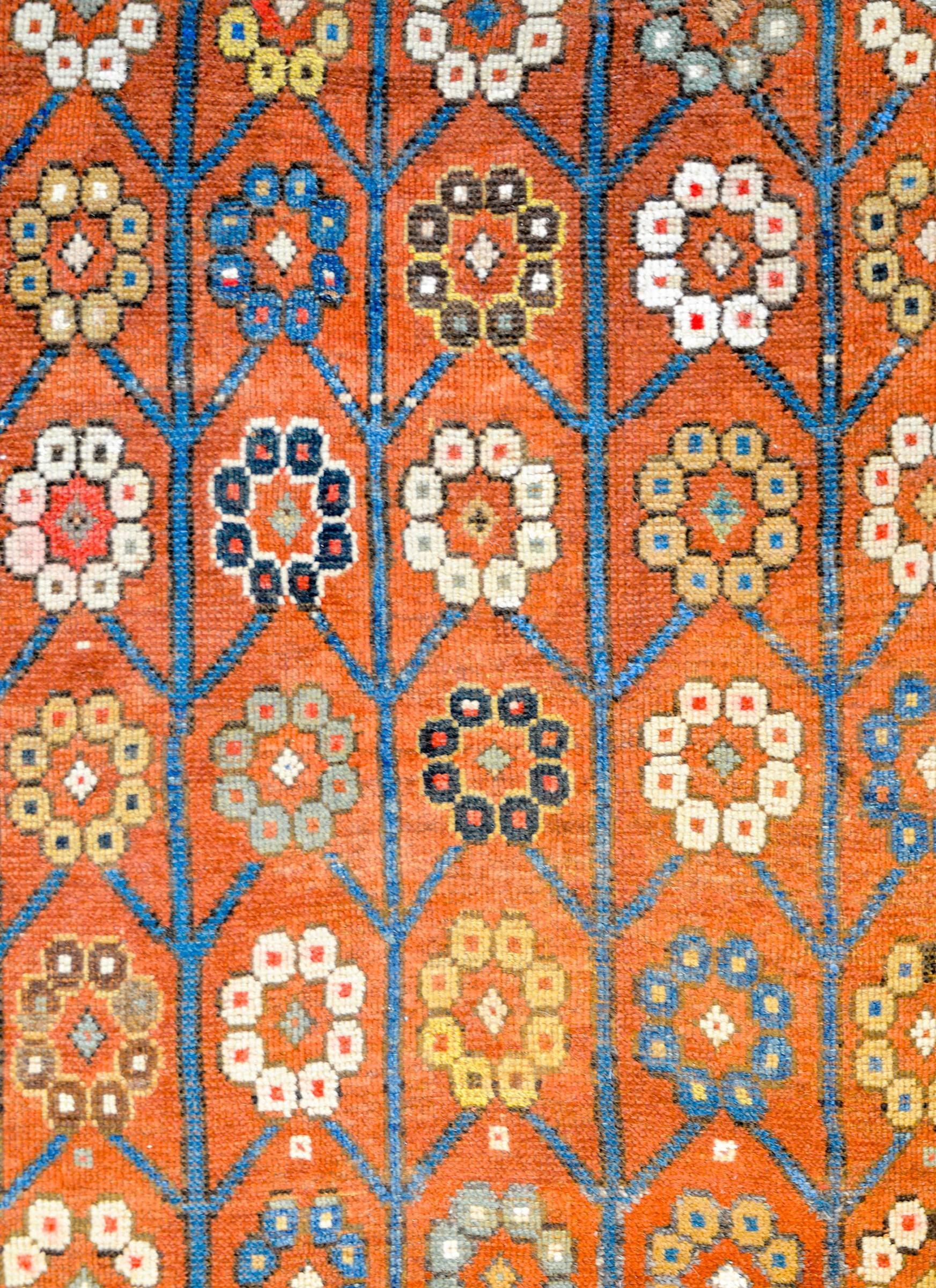 Unglaublicher Karabak-Teppich aus dem frühen 20. Jahrhundert (Kasachisch) im Angebot