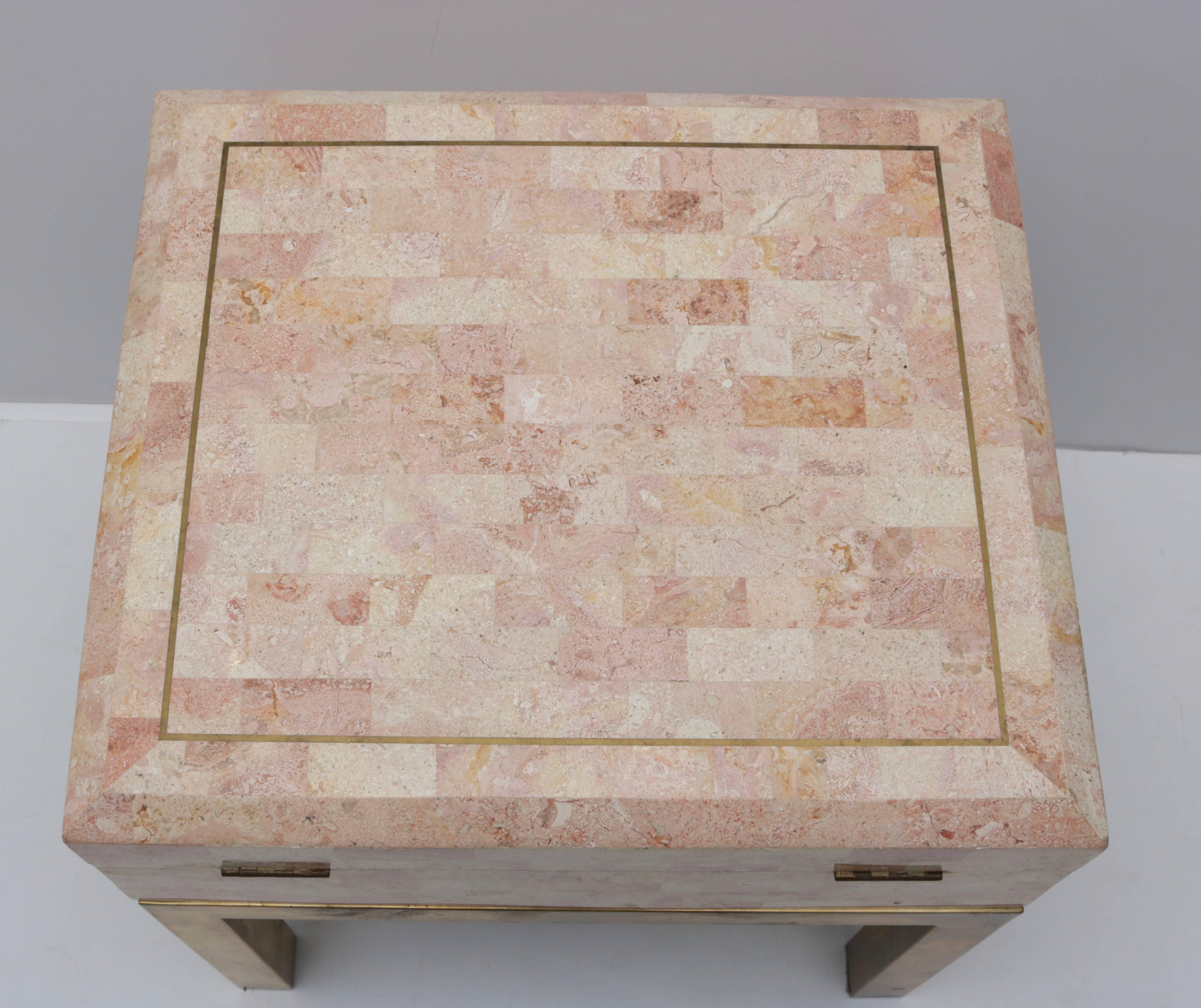 Maitland Smith Style Tessellated Marble Box on Brass Stand Side Table In Excellent Condition In West Palm Beach, FL