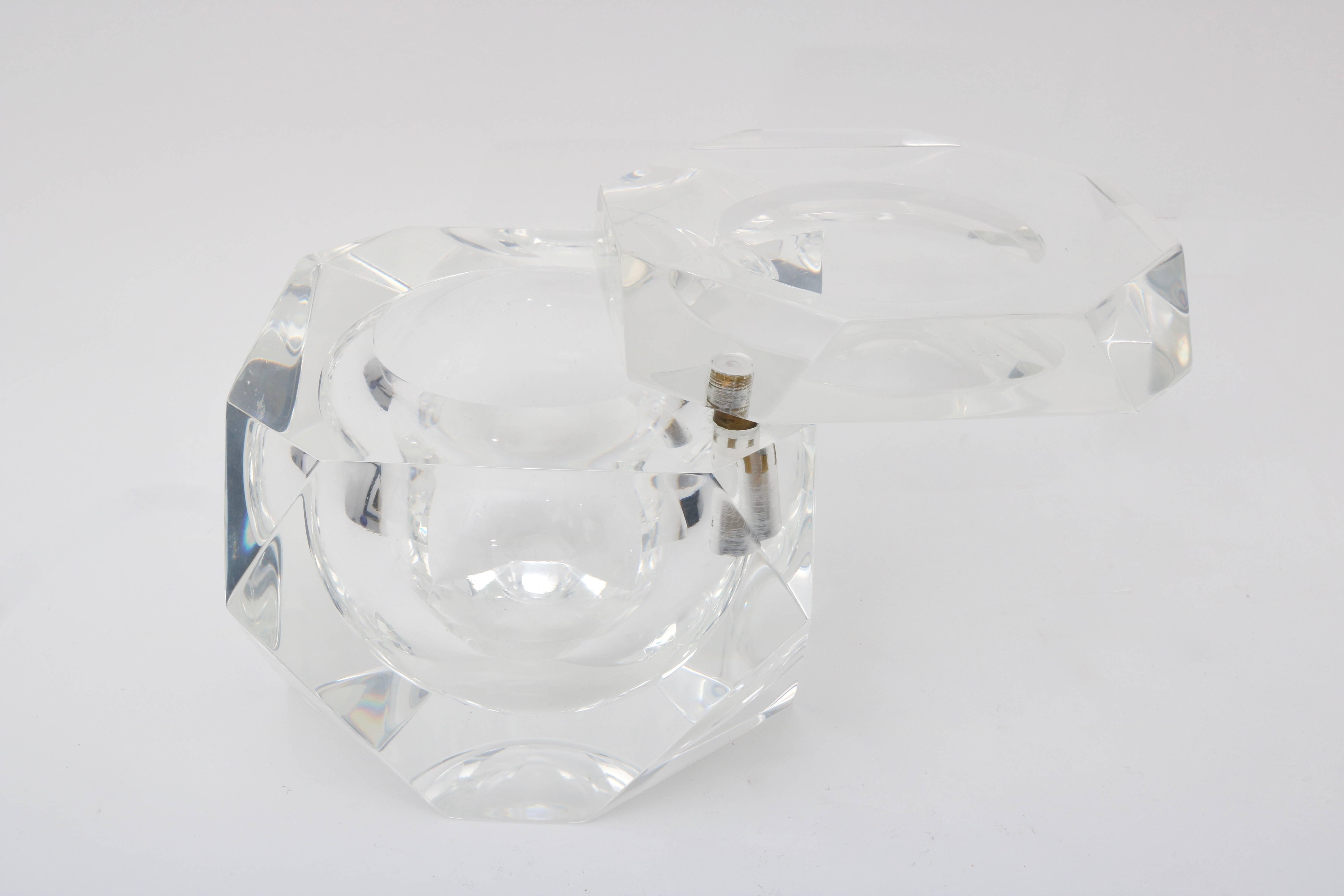 Alessandro Albrizzi Lucite Ice Bucket in Clear Lucite In Good Condition In West Palm Beach, FL