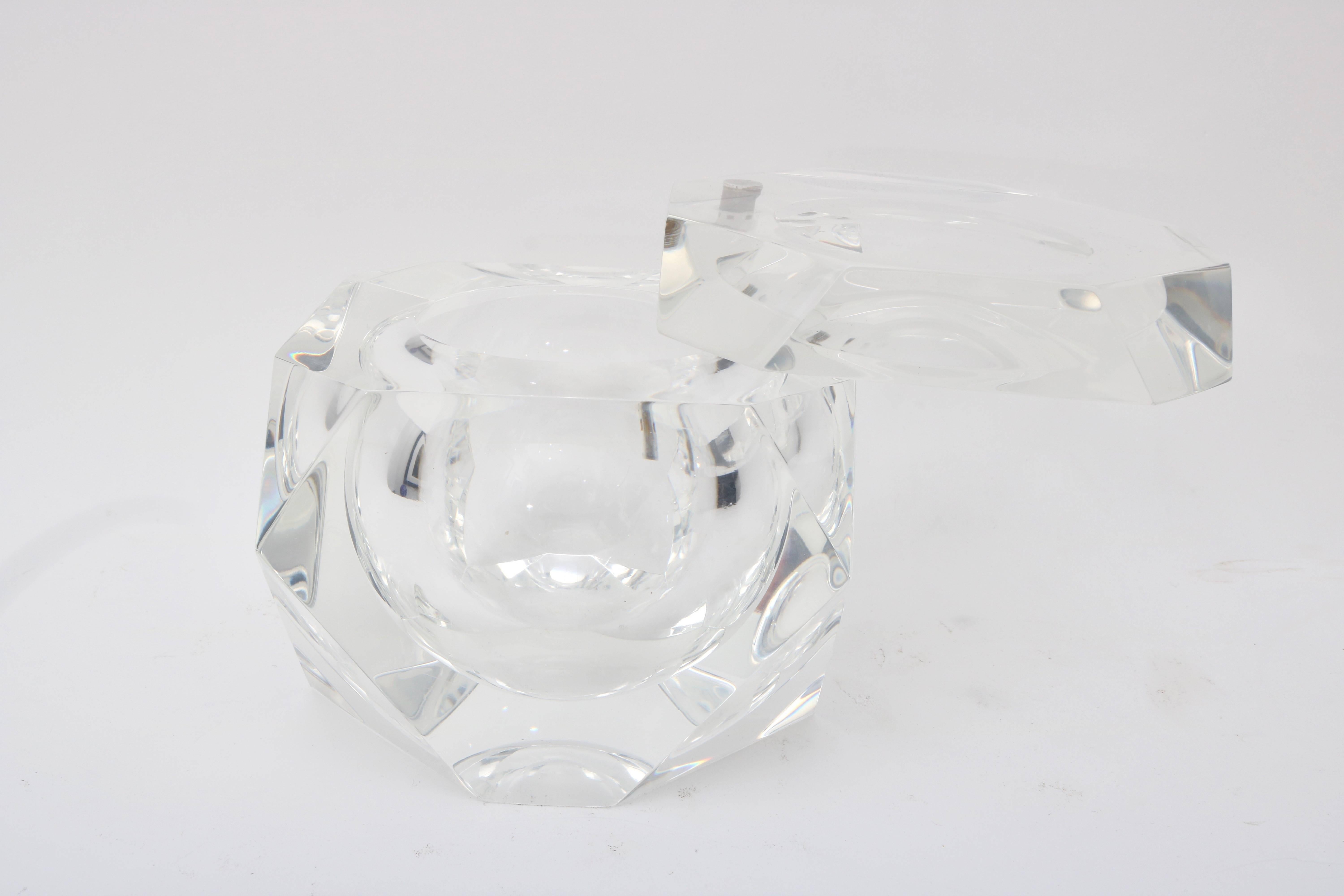 20th Century Alessandro Albrizzi Lucite Ice Bucket in Clear Lucite