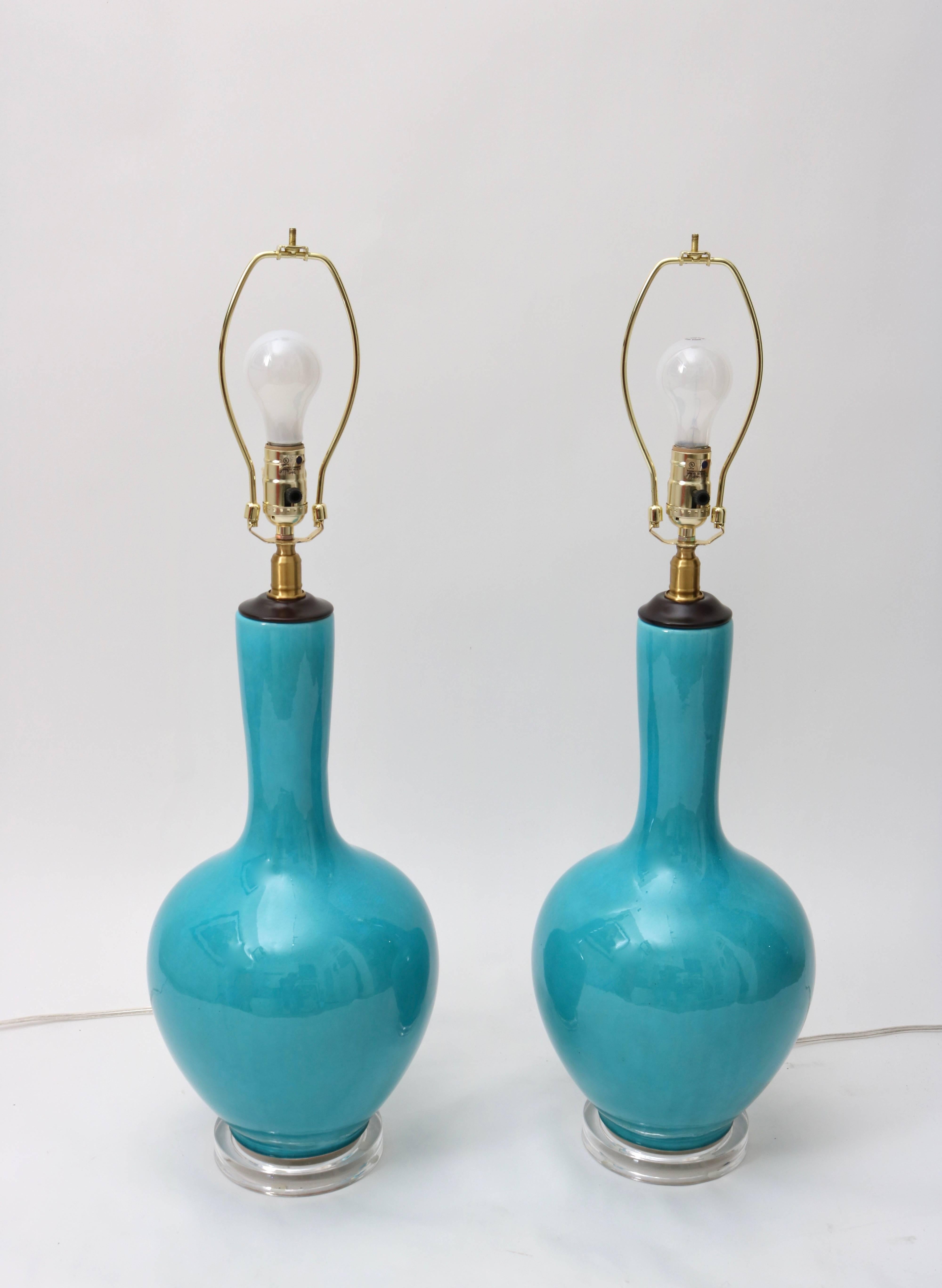 American Pair of Turquoise Colored Vase-Form Table Lamps with Lucite Bases