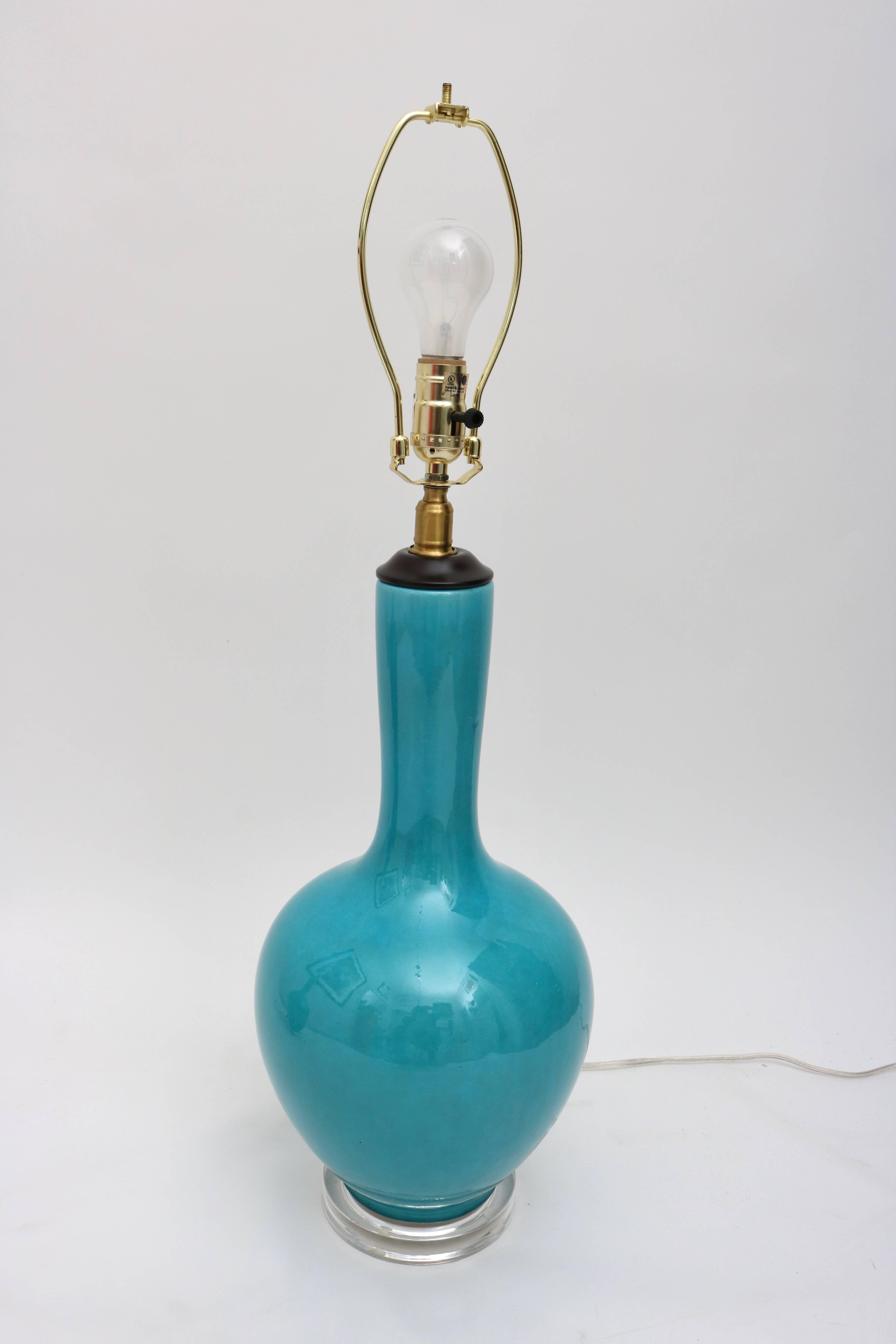 Glazed Pair of Turquoise Colored Vase-Form Table Lamps with Lucite Bases