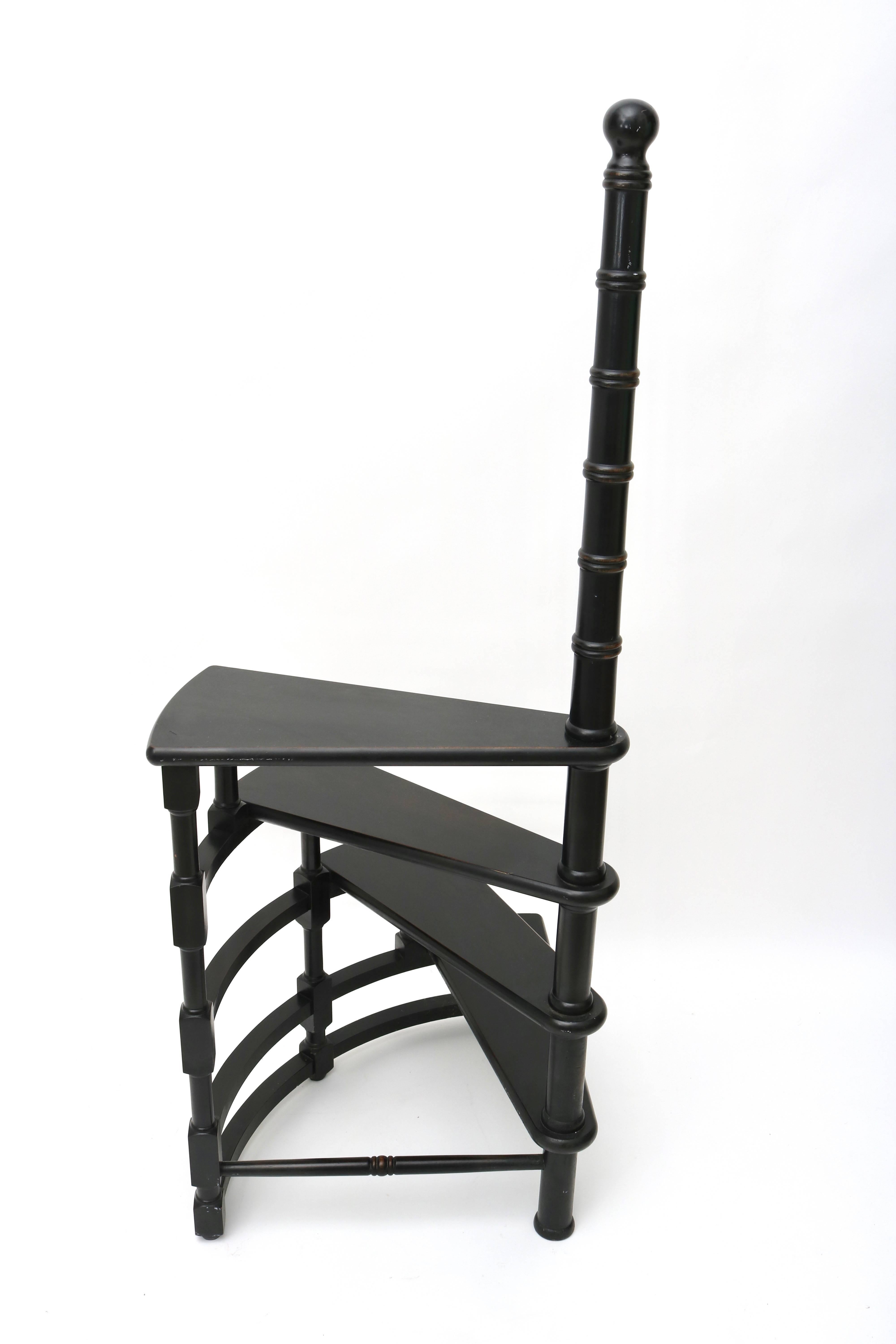 Regency Style, Spiral-Form Library Ladder/Steps in Ebonised Mahognay In Excellent Condition In West Palm Beach, FL