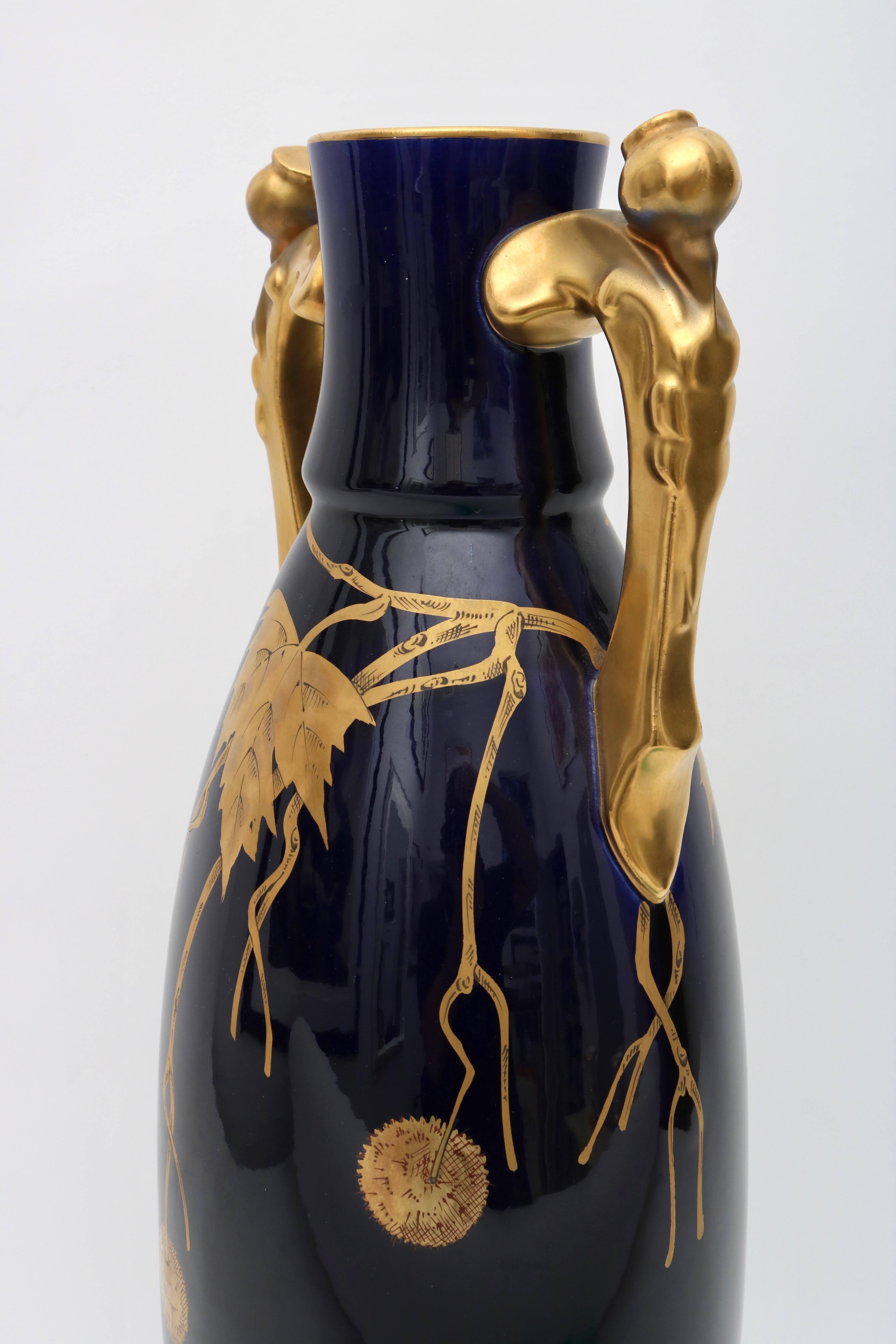 Porcelain Vase by Gustave Asch in Cobalt Blue and Gold, circa 1900 For Sale 2