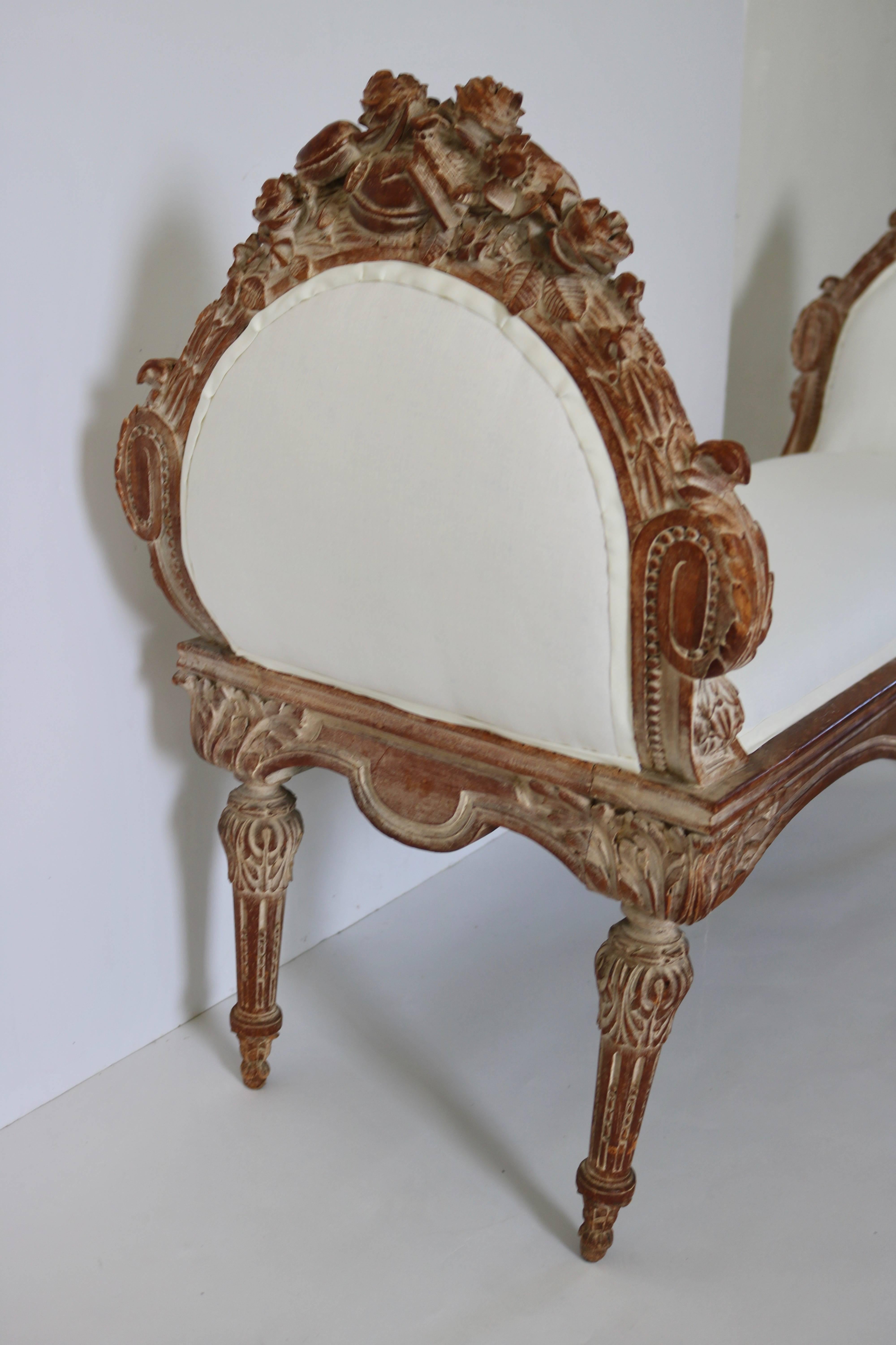 Hand-Carved 18th Century Louis XV-XVI Transitional Bench with Floral and Musical Motif