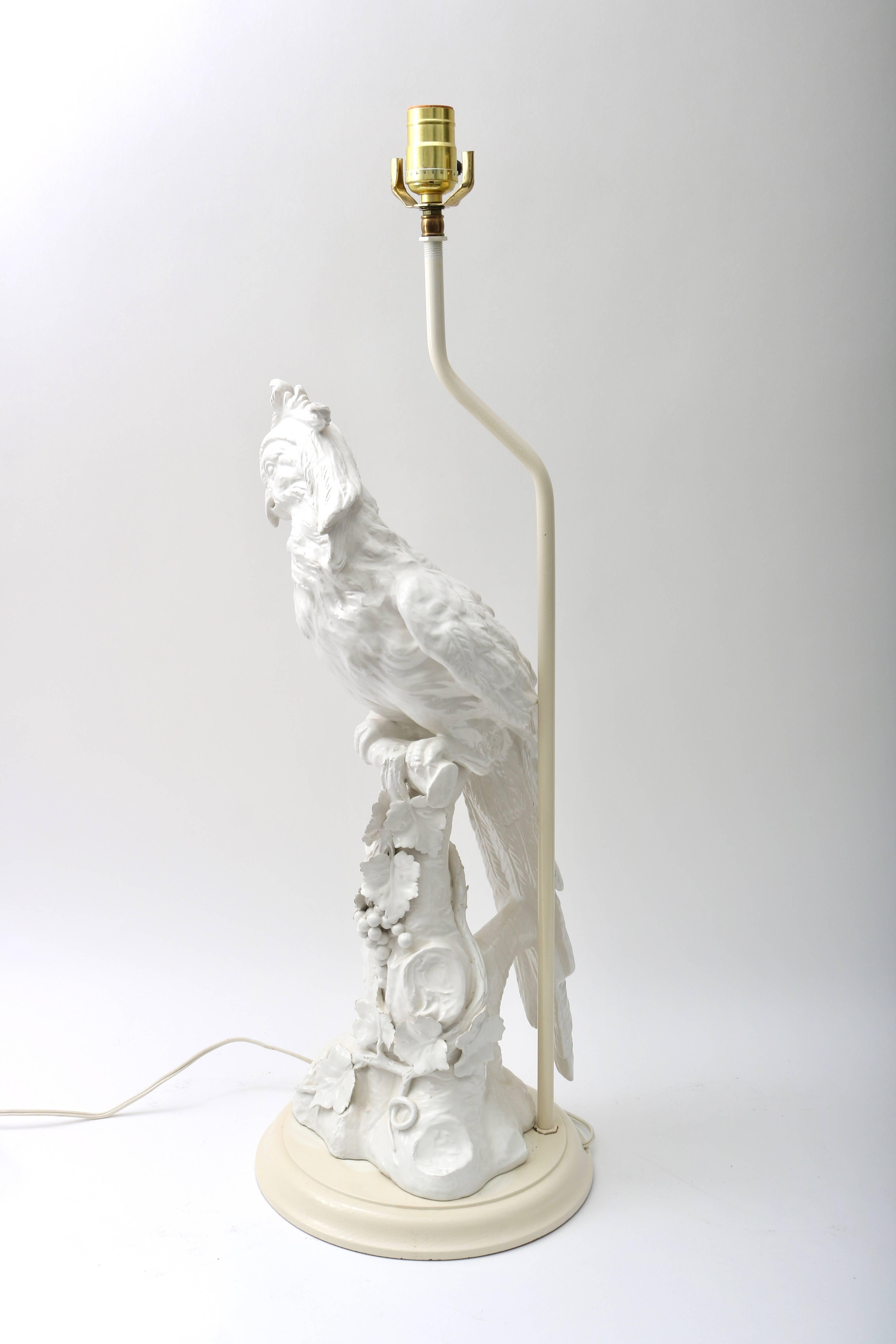 Table Lamp, Parrot Figure in White In Good Condition In West Palm Beach, FL