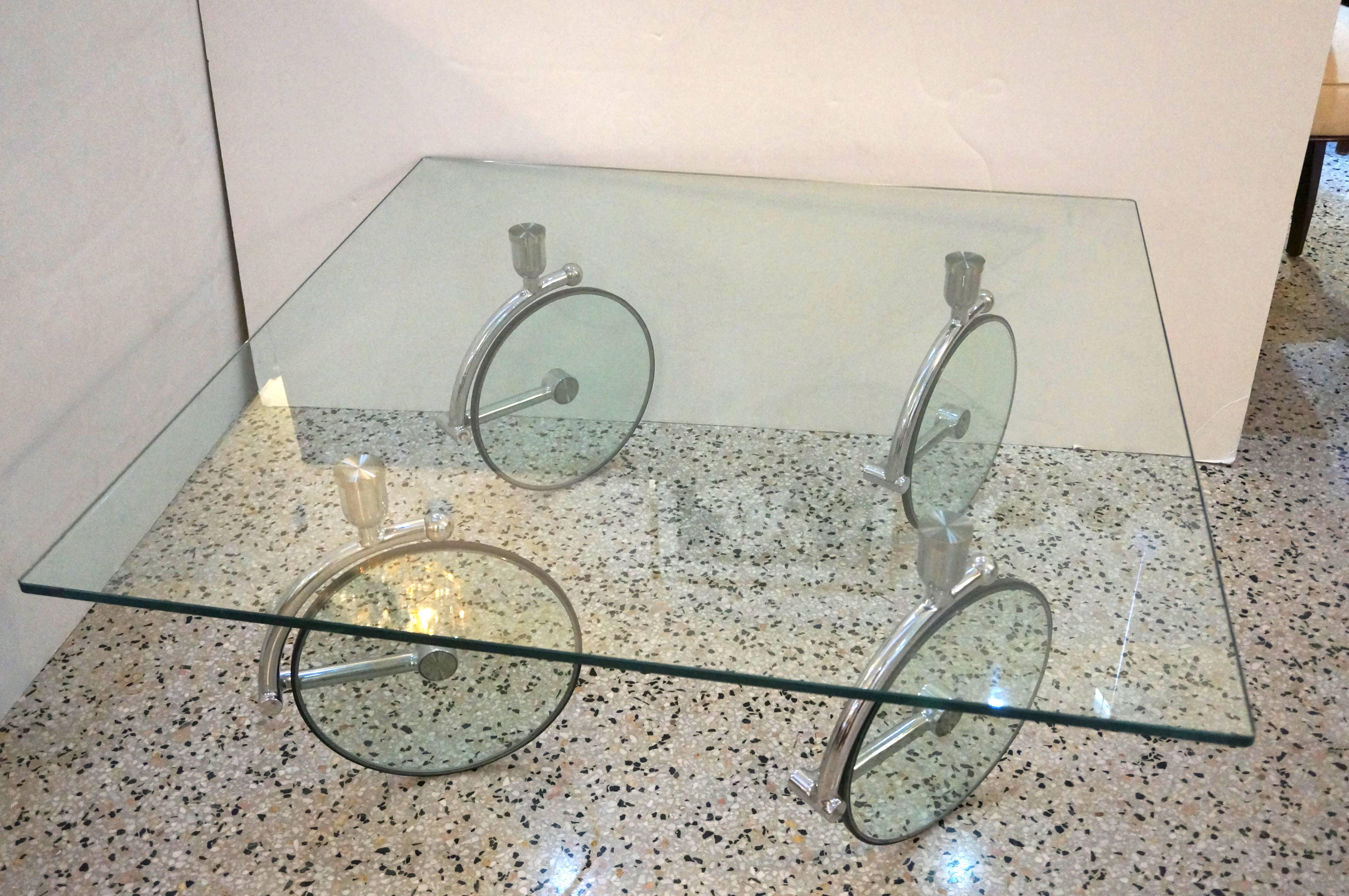 Square Cocktail Table in Glass and Chrome  In Good Condition In West Palm Beach, FL
