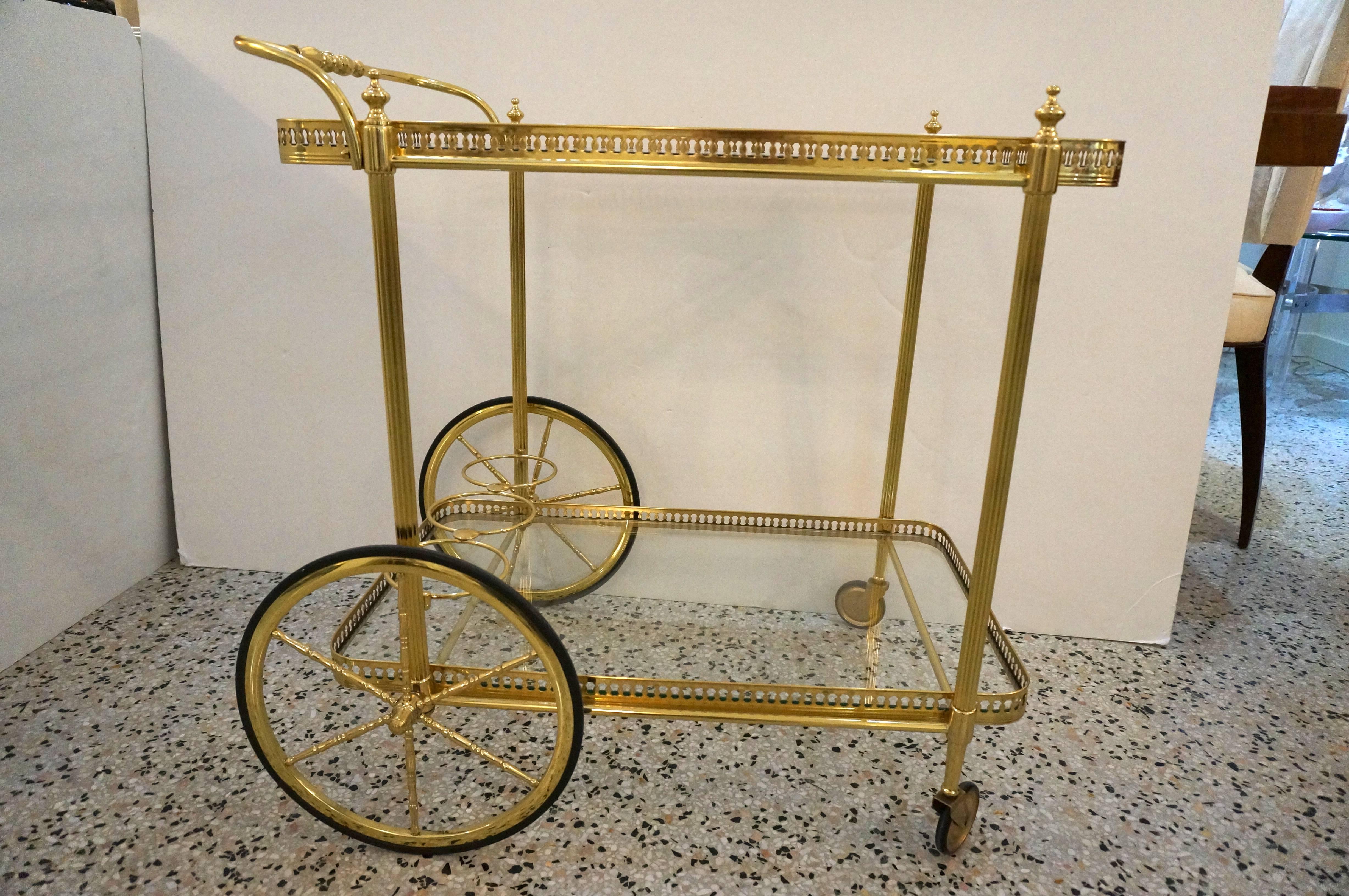  Bar Cart in Polished Brass and Glass In Good Condition In West Palm Beach, FL